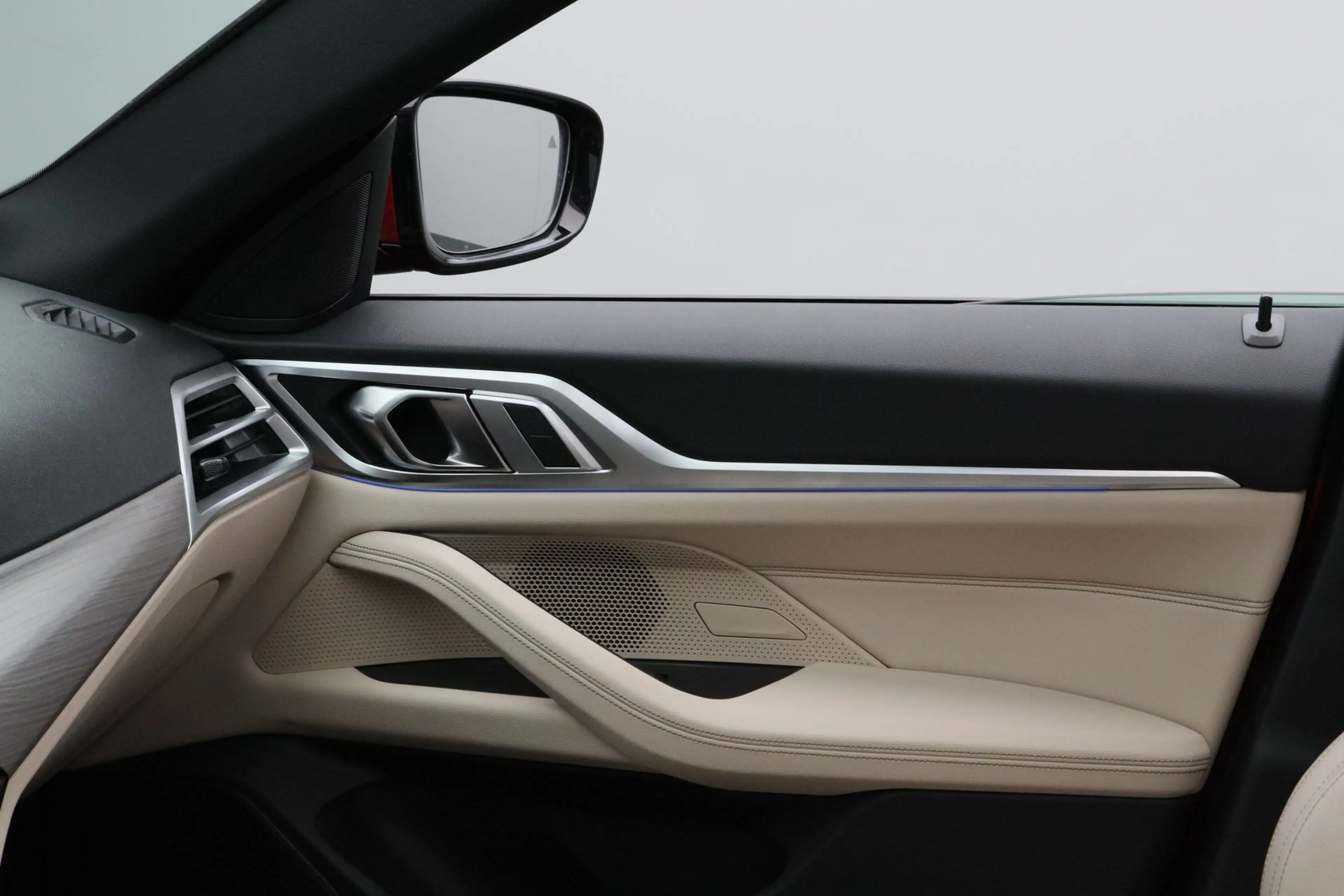 BMW i4 eDrive35 M Sport Edition 70 kWh | DAB-Tuner | High — photo 15