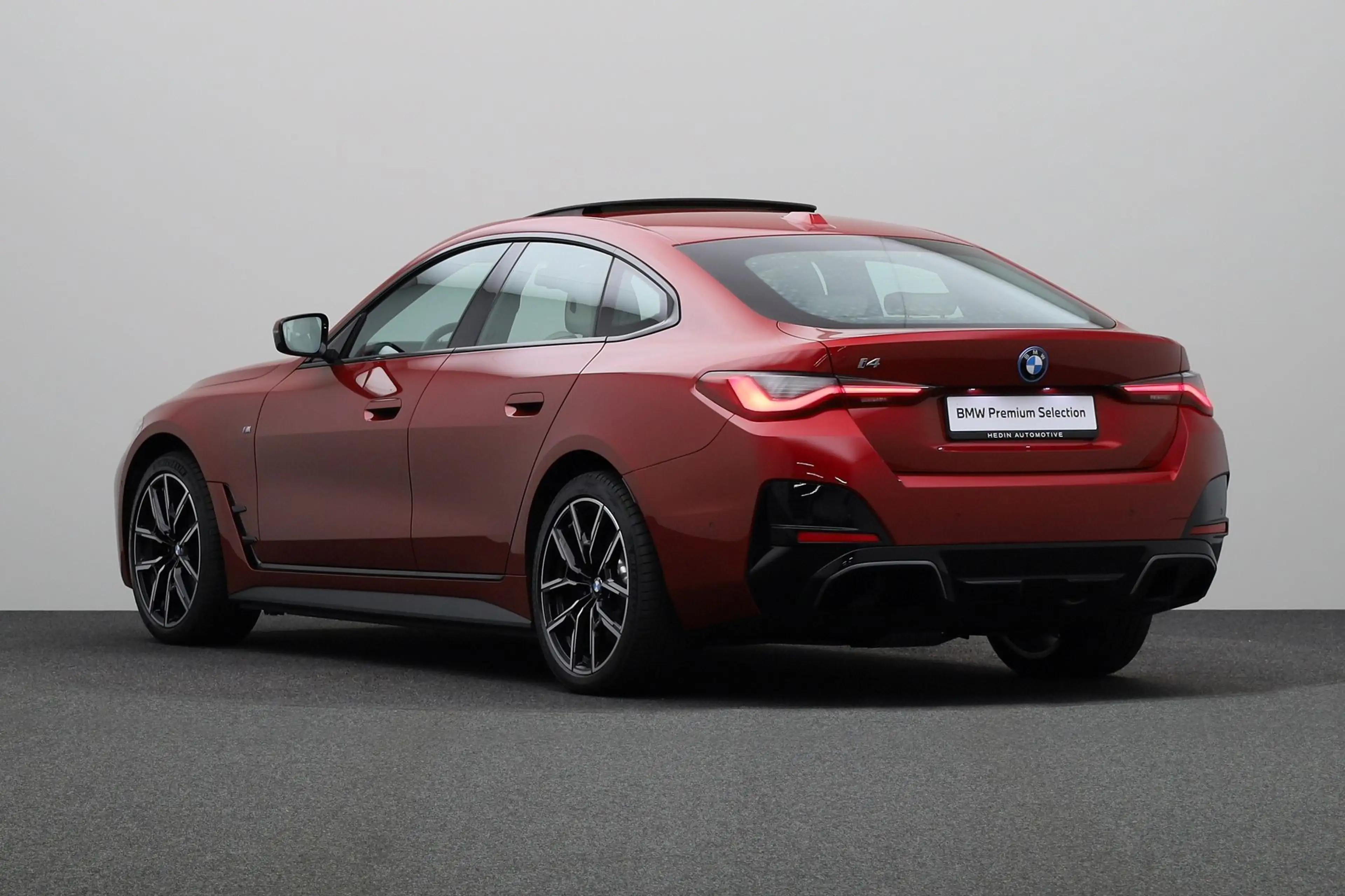 BMW i4 eDrive35 M Sport Edition 70 kWh | DAB-Tuner | High — photo 13