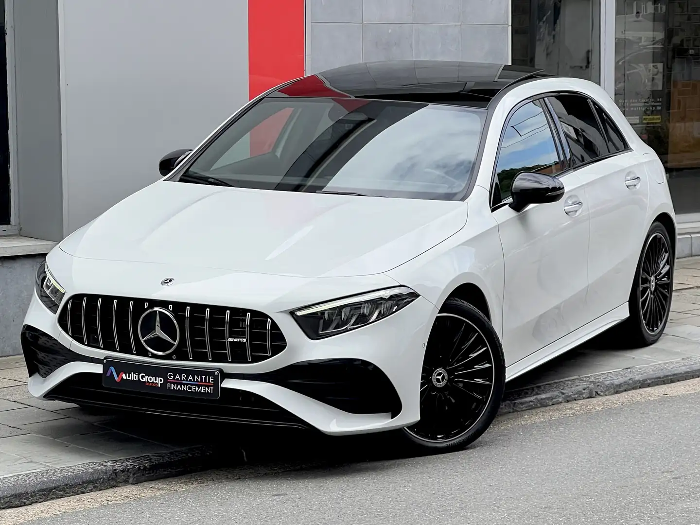Mercedes-Benz A 250 e Pack ///AMG *GARANTIE 1ans*Full/ToitOuvrant Wit - 1