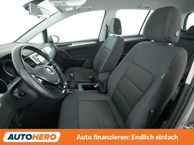 Volkswagen Golf Sportsvan view 10