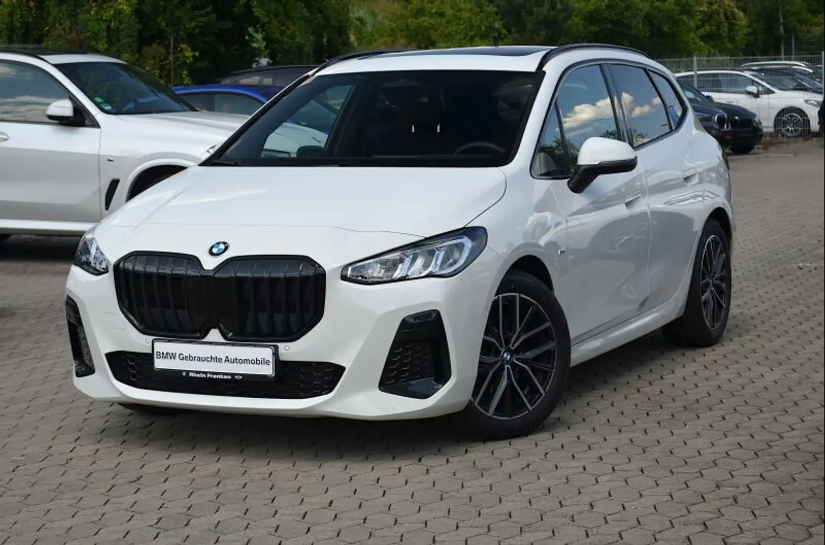 BMW 218 i Active Tourer M Sport Navi.Pano.Dr.Ass.Plus Wit - 2