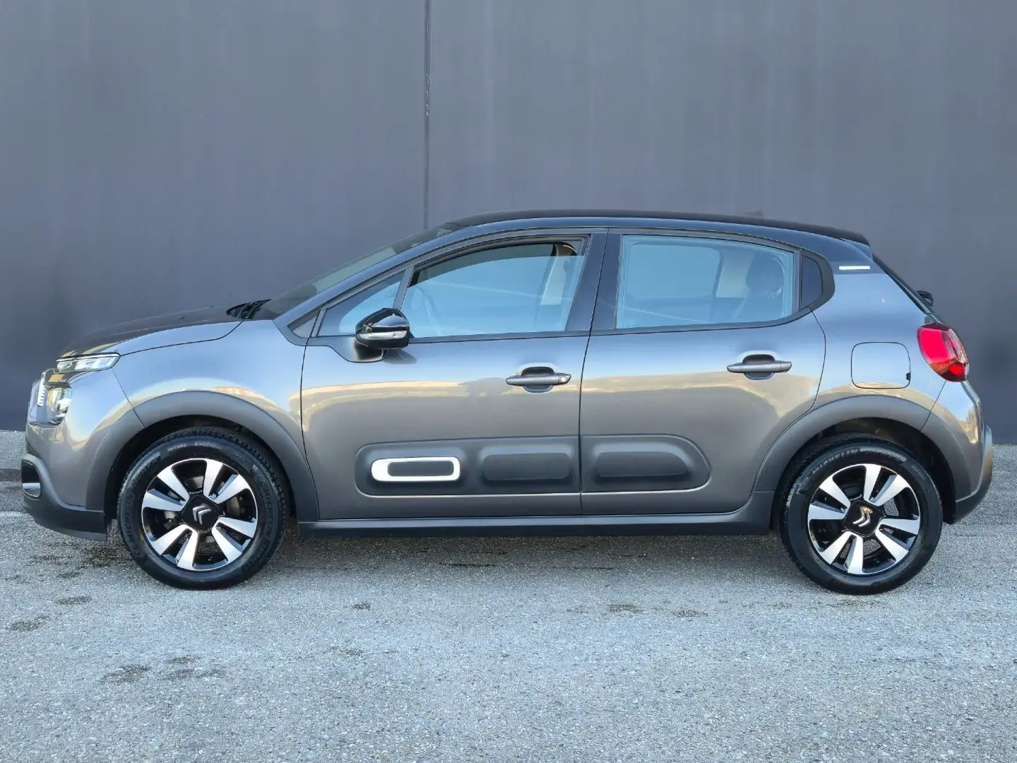 Citroen C3 PT 83 Shine BICOLOR Grau - 2