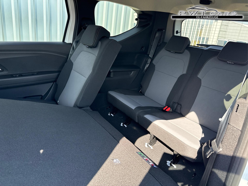 Dacia Jogger Extreme 1.0 TCe 110 7-Sitzer-AHK-Kamera-LED-App... — photo 10