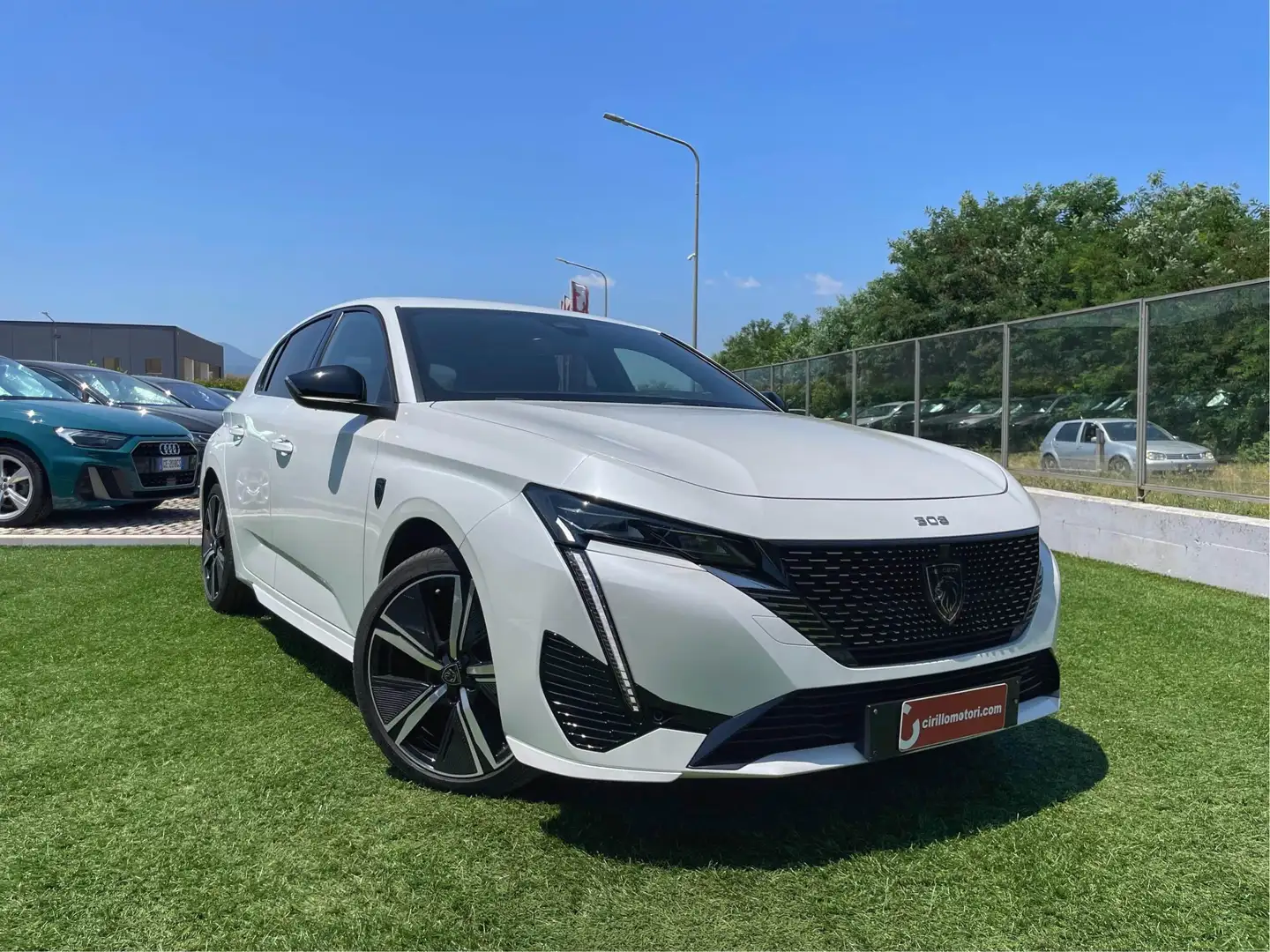 Peugeot 308 1.2 131cv puretech t Gt Line EAT8 Wit - 1
