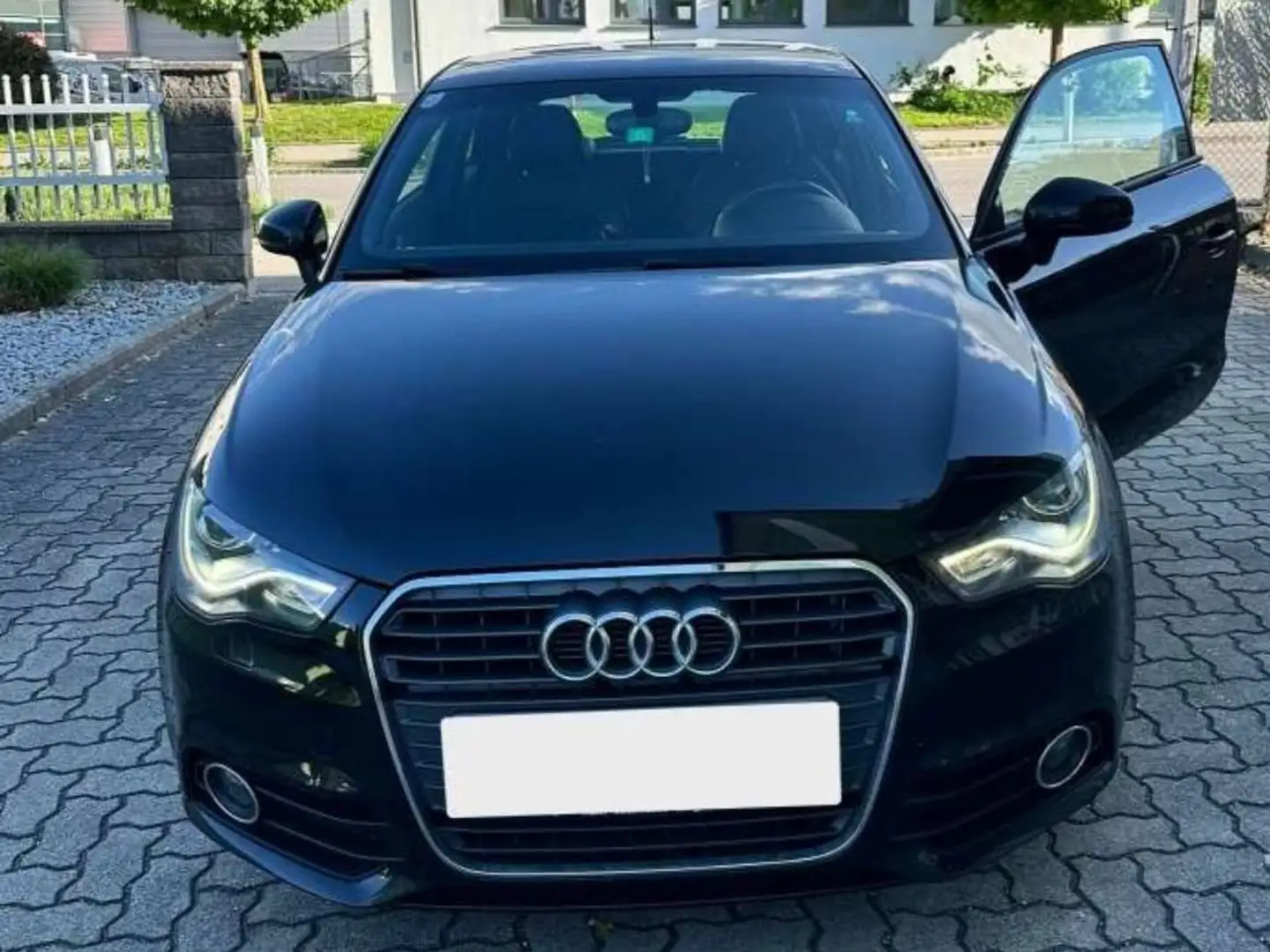 Audi A1 A1 1,4 TFSI Ambition S-tronic Ambition Schwarz - 1