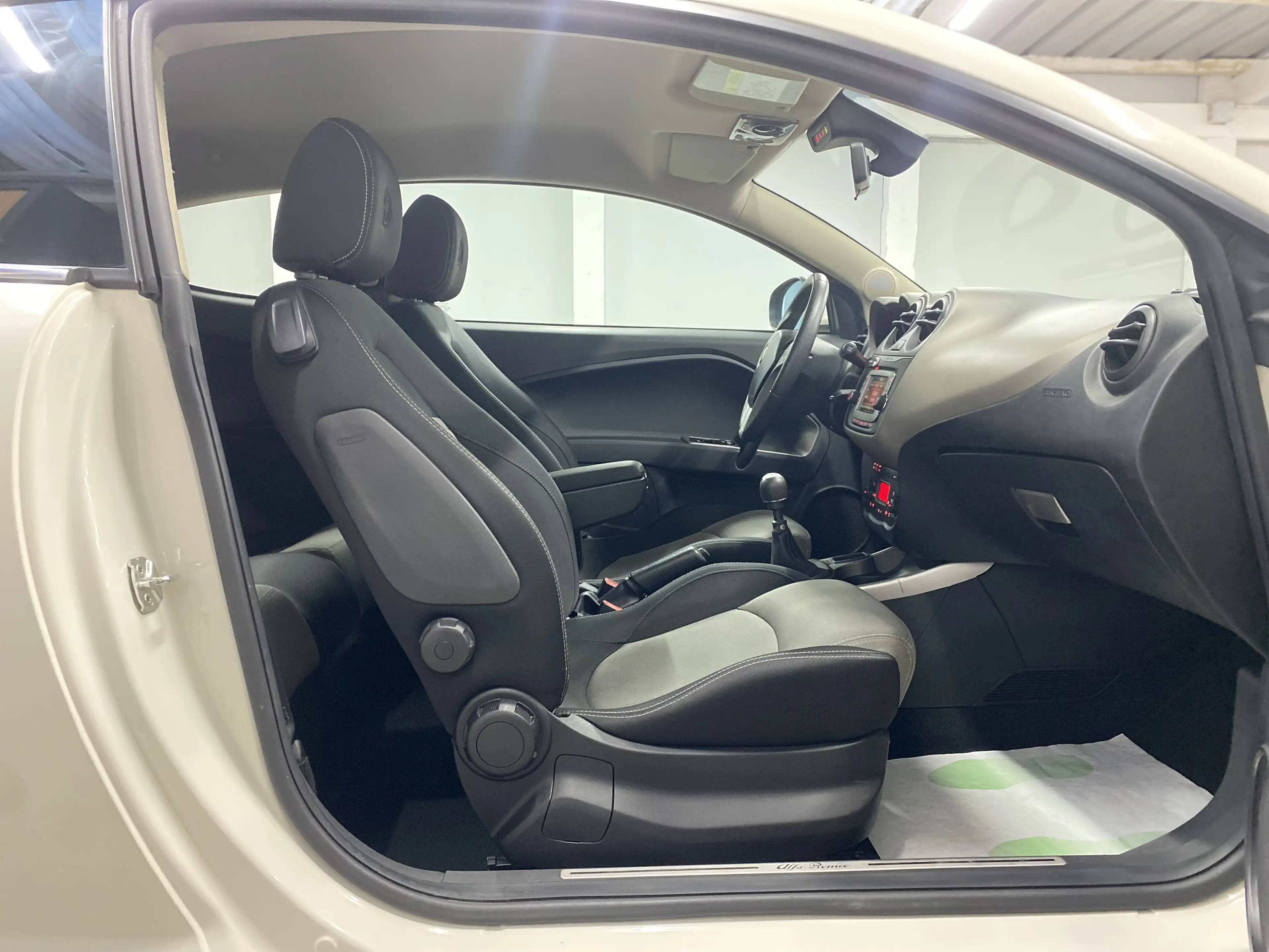 Alfa Romeo MiTo 1.4i JUNIOR 🏳️ GARANTIE 12 MOIS 🏳️ — photo 12