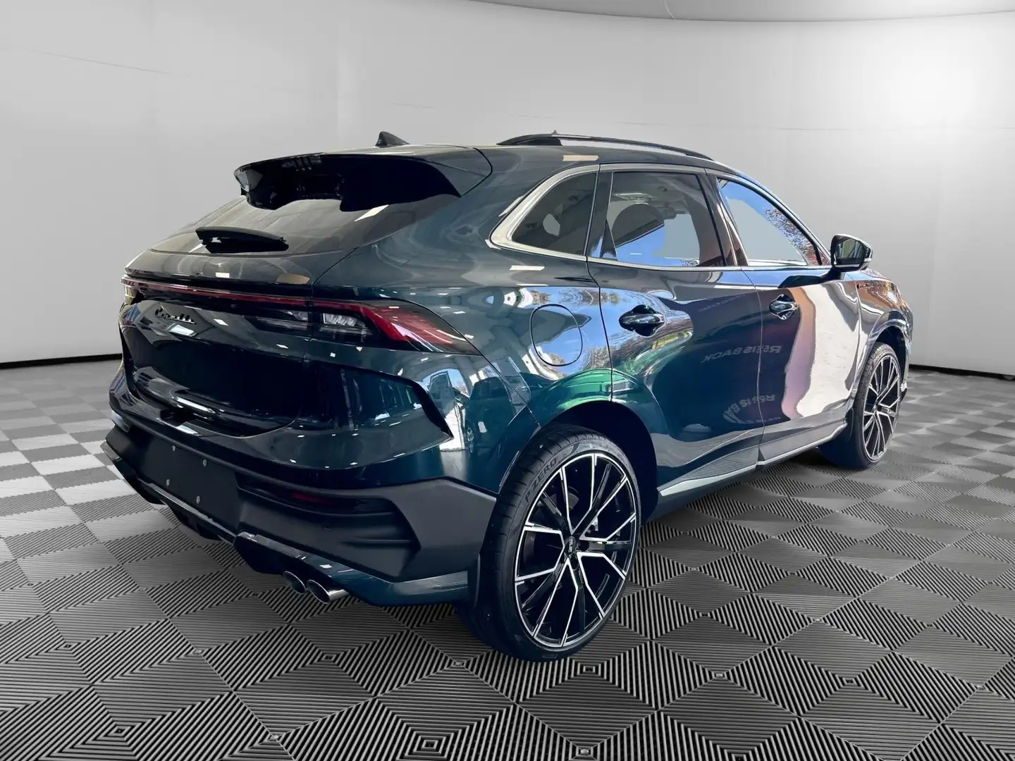 Cirelli Cirelli 5 Cirelli 5 1.5 turbo GPL Premium Grün - 2