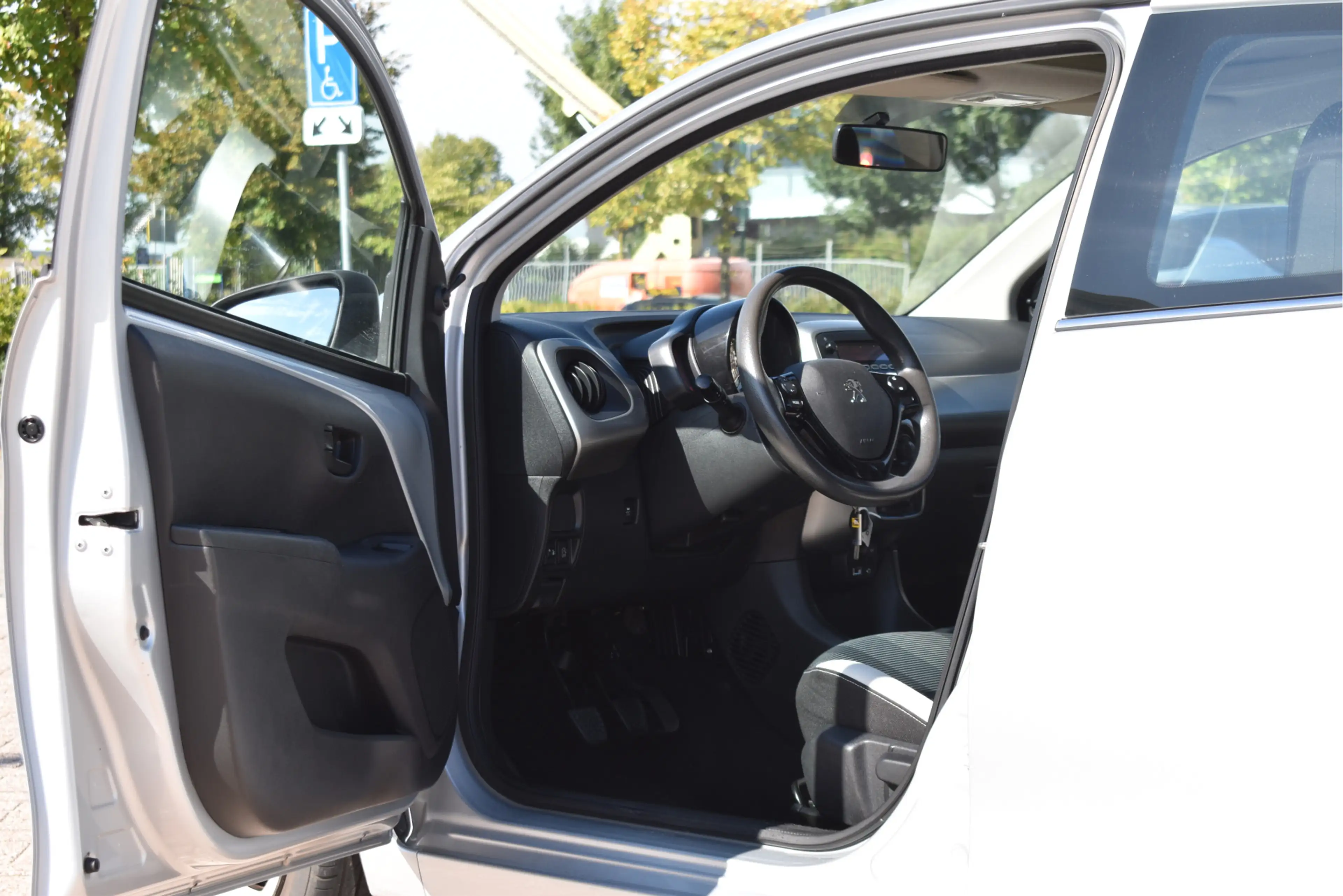 Peugeot 108 1.0 e-VTi Active TOP! Pack Premim Cabriolet | Linn — photo 14