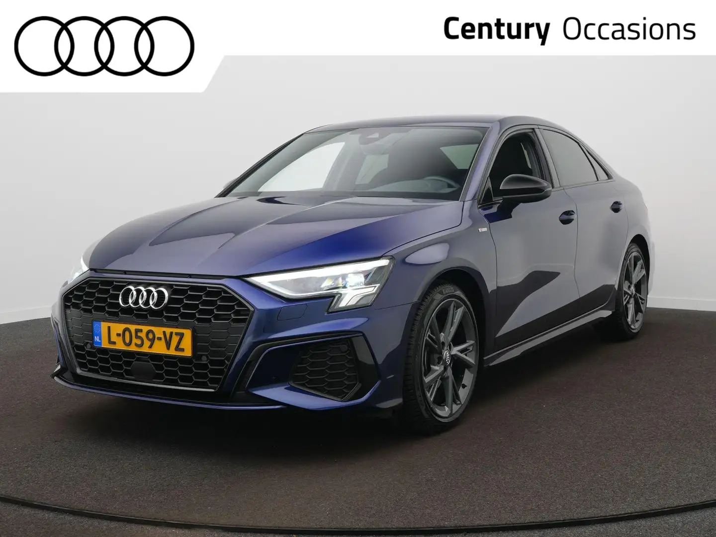 Audi A3 Limousine 35 TFSI S edition S-Line / Trekhaak / Vi Blauw - 1