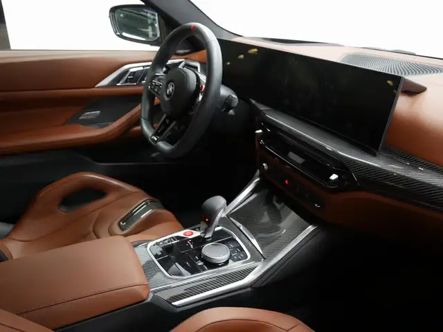 BMW M4 view 5