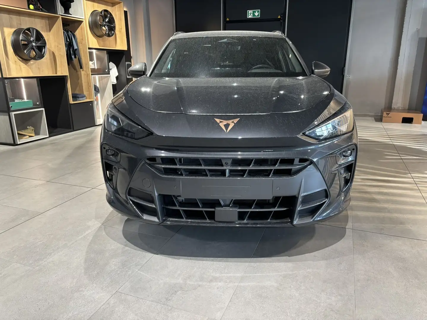 CUPRA Terramar 1.5 e-HYBRID DSG Impulse Nuova Grau - 2