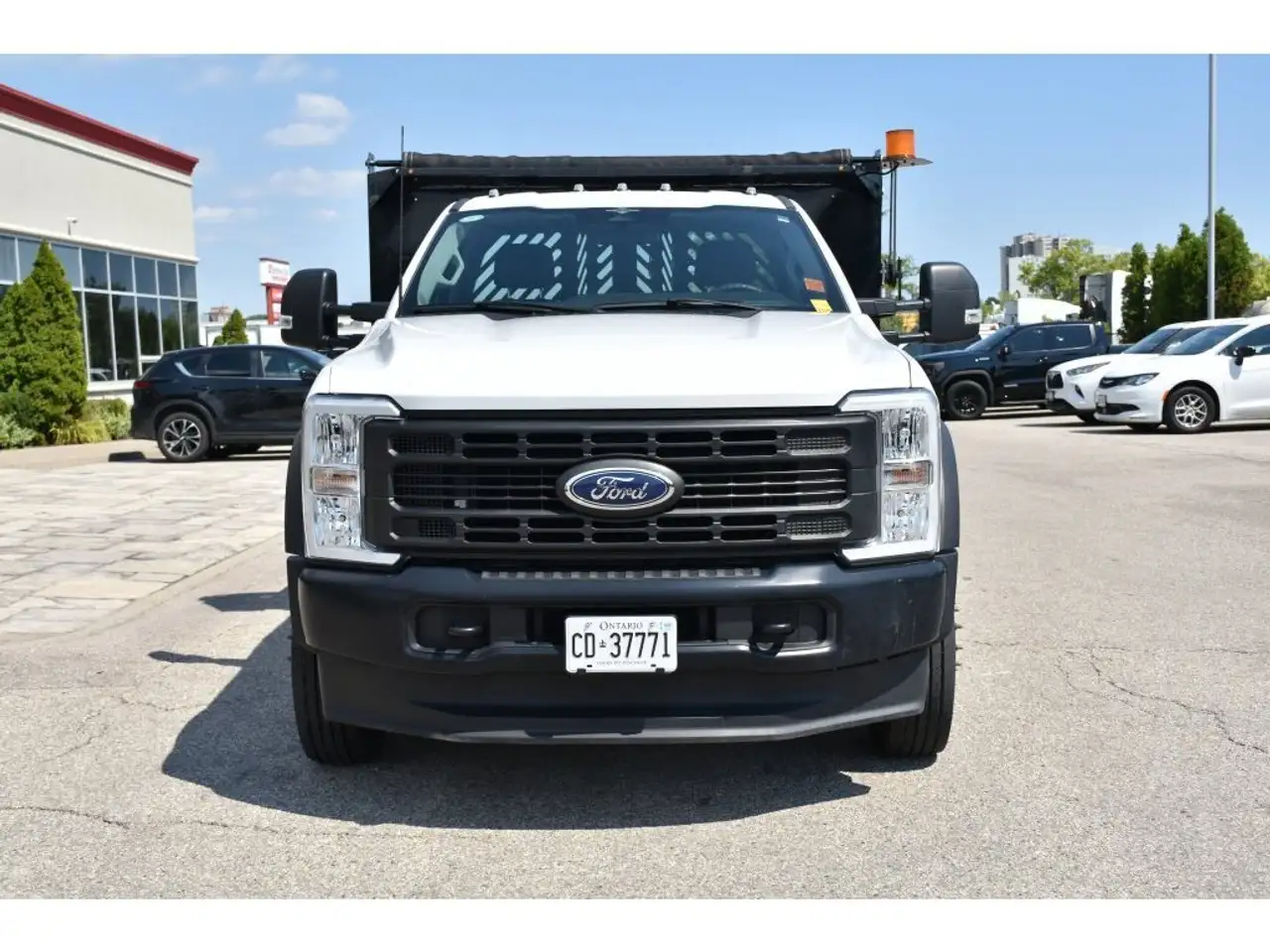 Ford F-550 Super Duty снимка Ford F-550 Super Duty