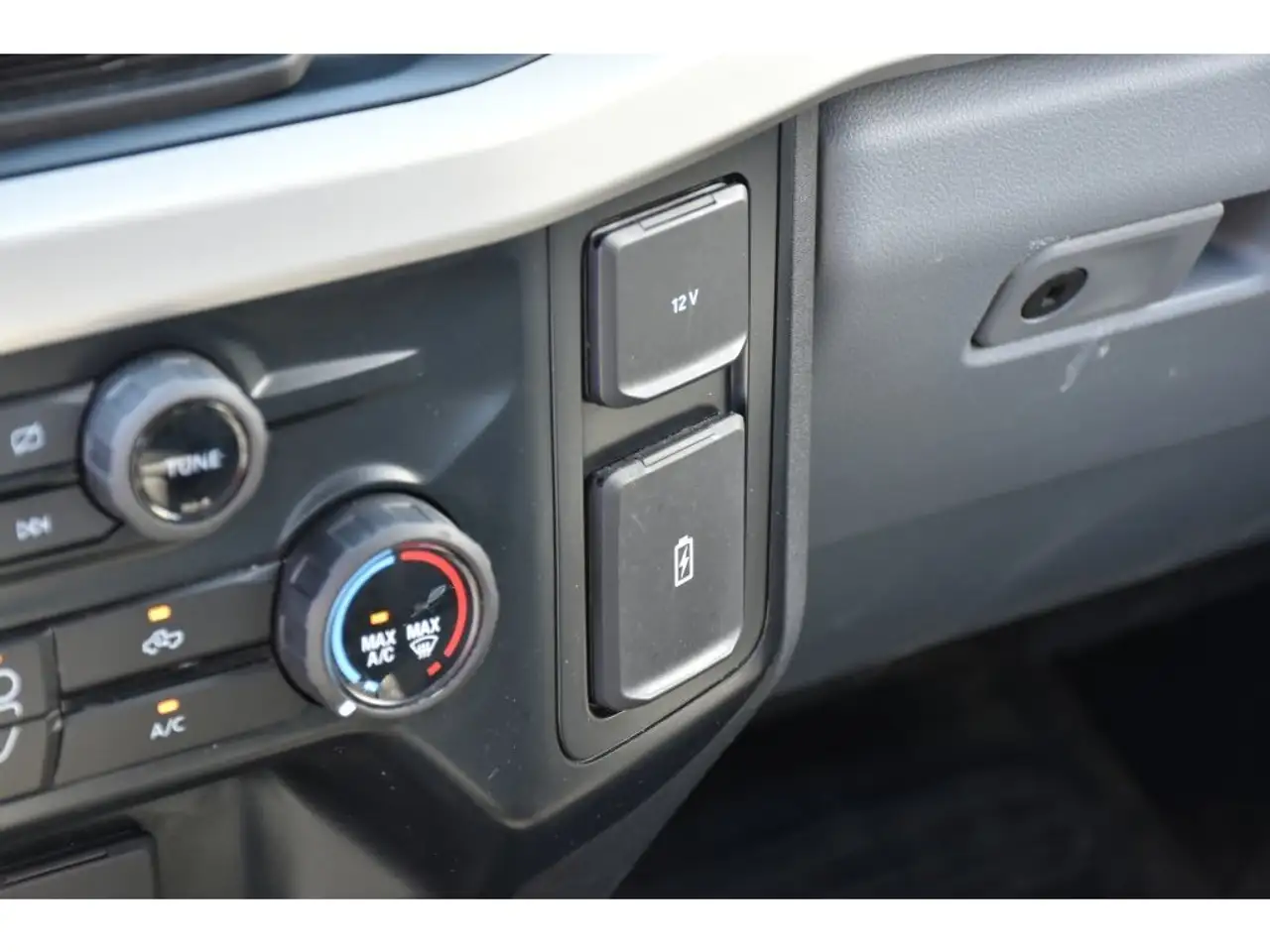 Ford F-550 Super Duty снимка Ford F-550 Super Duty