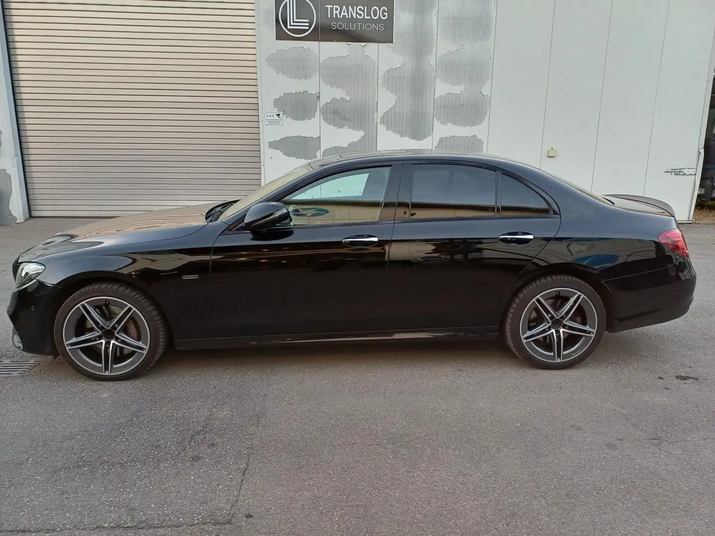 Mercedes-Benz E 350 E 350 e (213.050) Schwarz - 2