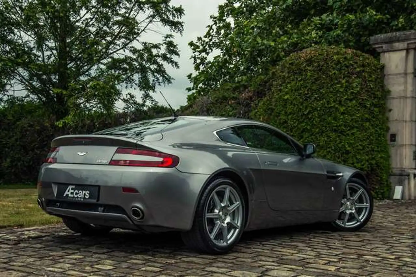Aston Martin Vantage *** SPORTSHIFT / ONLY 20.000 KM / BELGIAN CAR *** Silber - 2