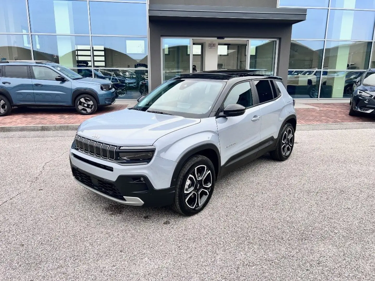 Jeep Avenger 1.2 Turbo 100 CV MHEV Summit / Tetto Apribile Gris - 1