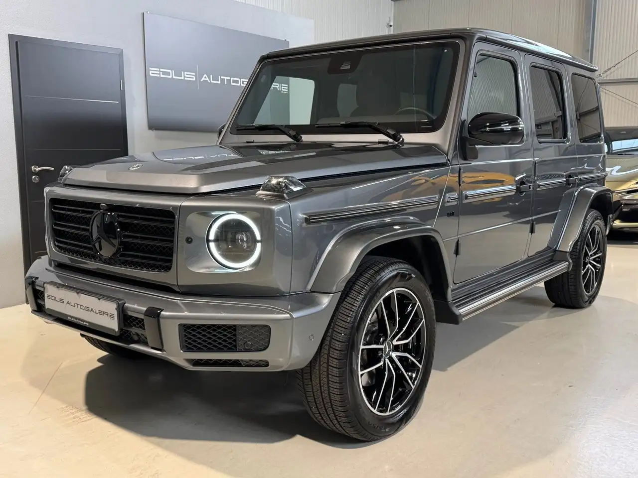 Mercedes-Benz G 500