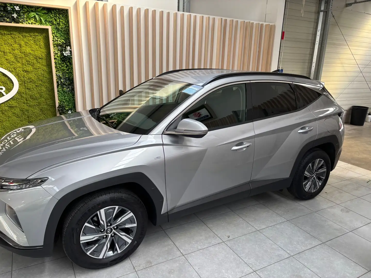 Hyundai TUCSON Tucson 1.6 T-GDi MHEV Feel * GARANTIE 06/2029 Argent - 1
