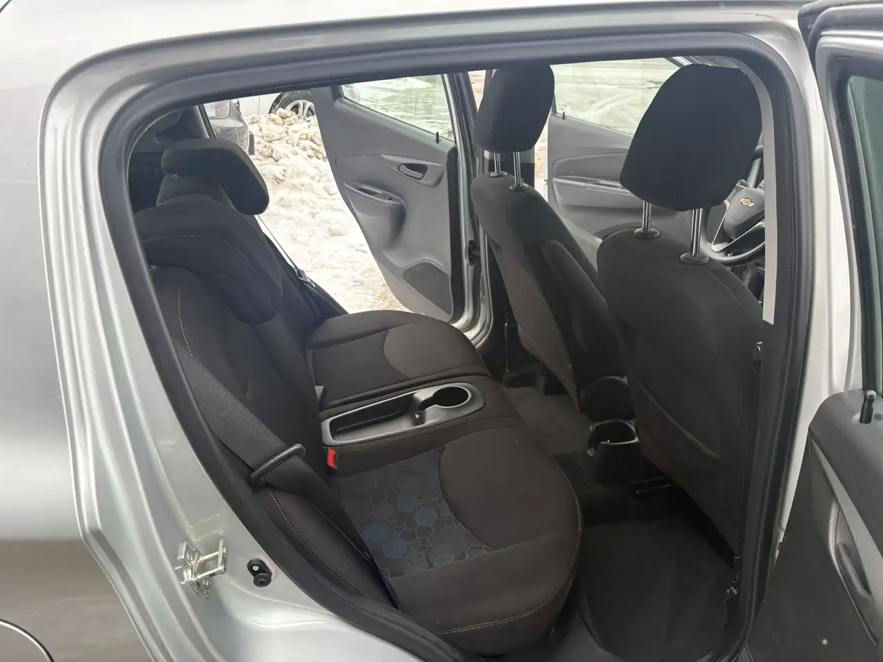 Chevrolet Spark снимка Chevrolet Spark