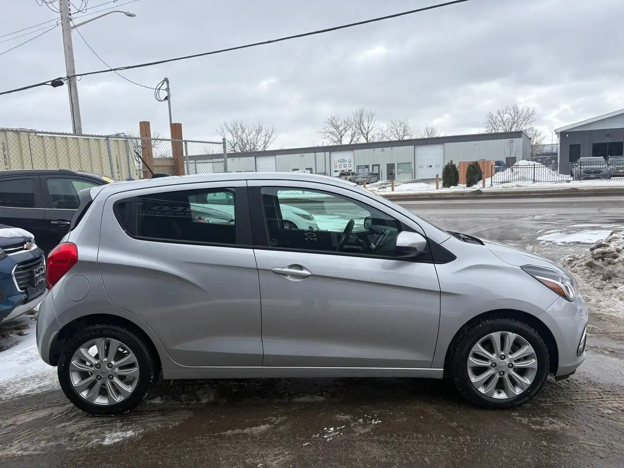 Chevrolet Spark снимка Chevrolet Spark