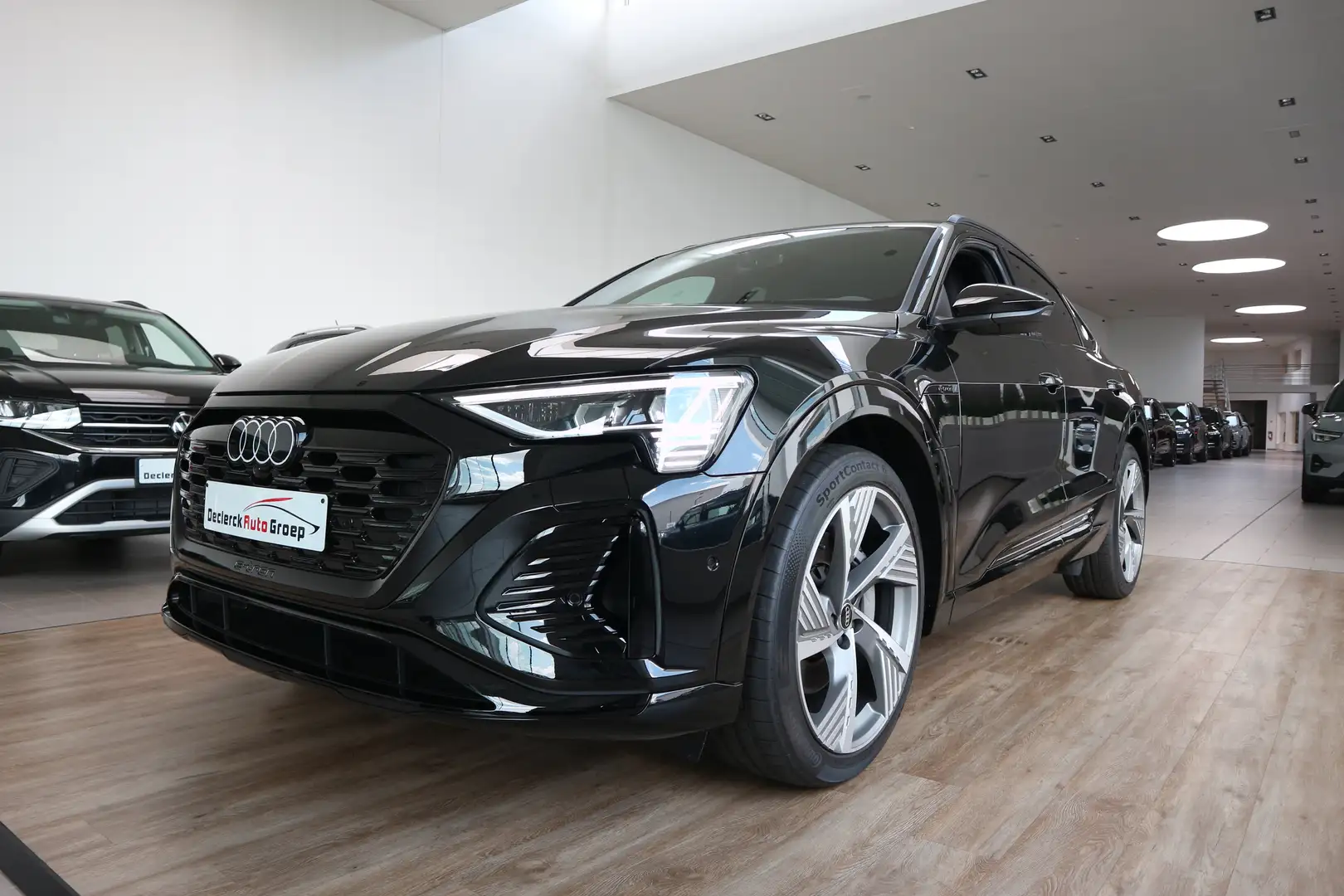 Audi Q8 e-tron 55 SPORTBACK S-LINE*FULL OPTION*STOCKWAGEN !!! Nero - 2