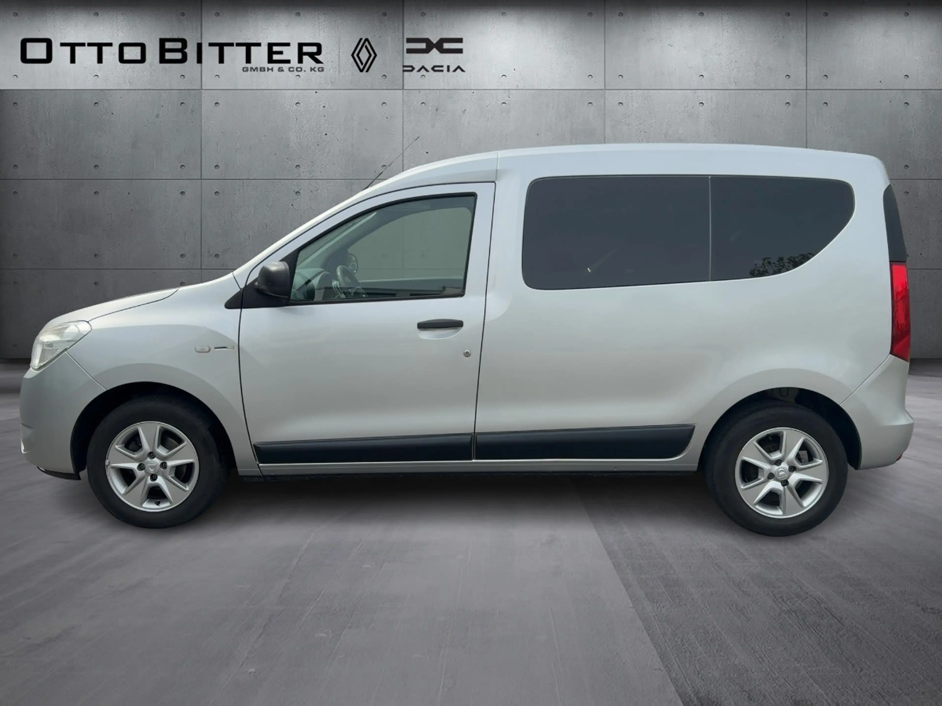 Dacia Dokker SCe100 Ambiance 5-Sitzer KLIMA/WINTERRÄDER — photo 2