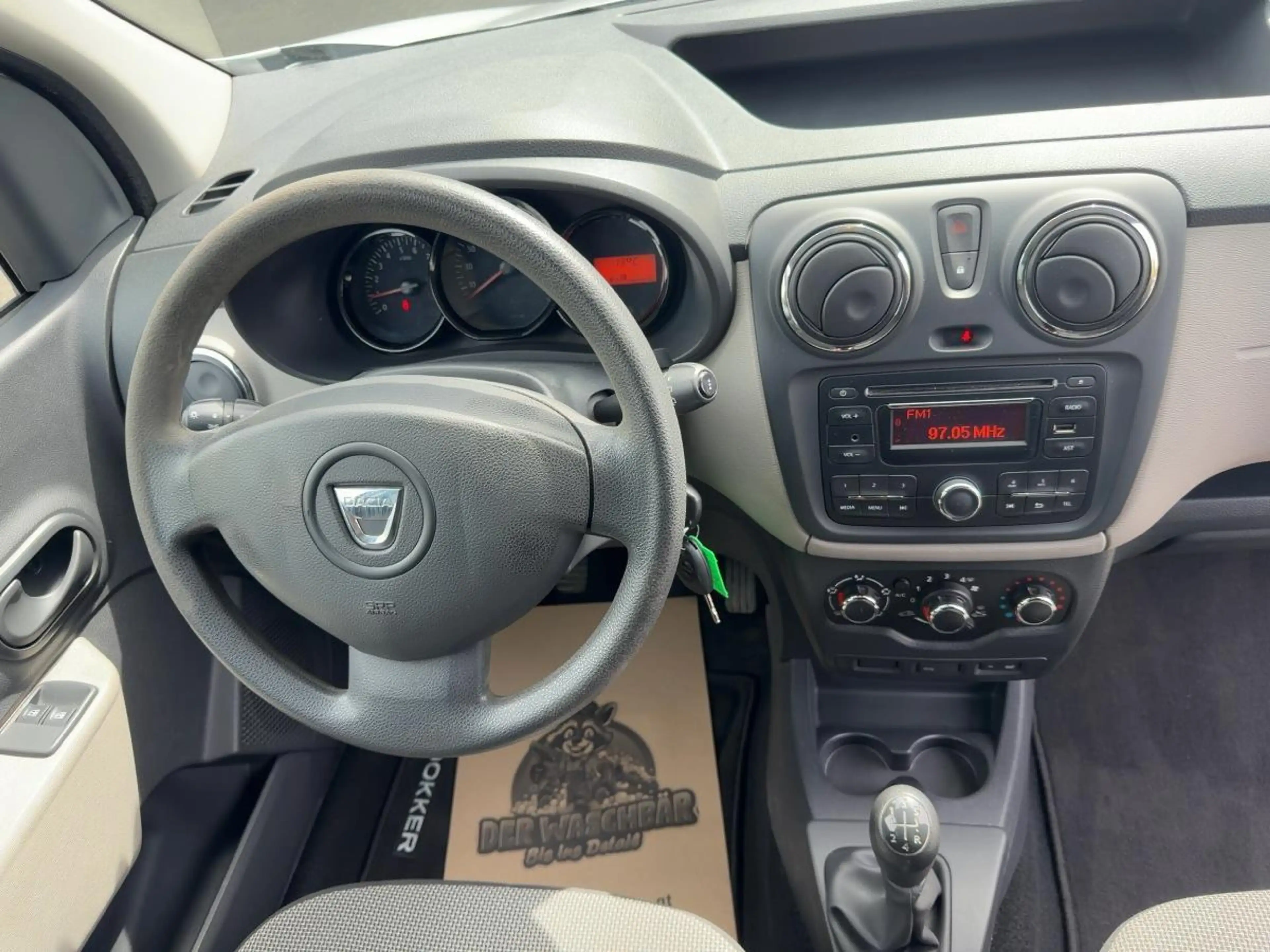 Dacia Dokker SCe100 Ambiance 5-Sitzer KLIMA/WINTERRÄDER — photo 8