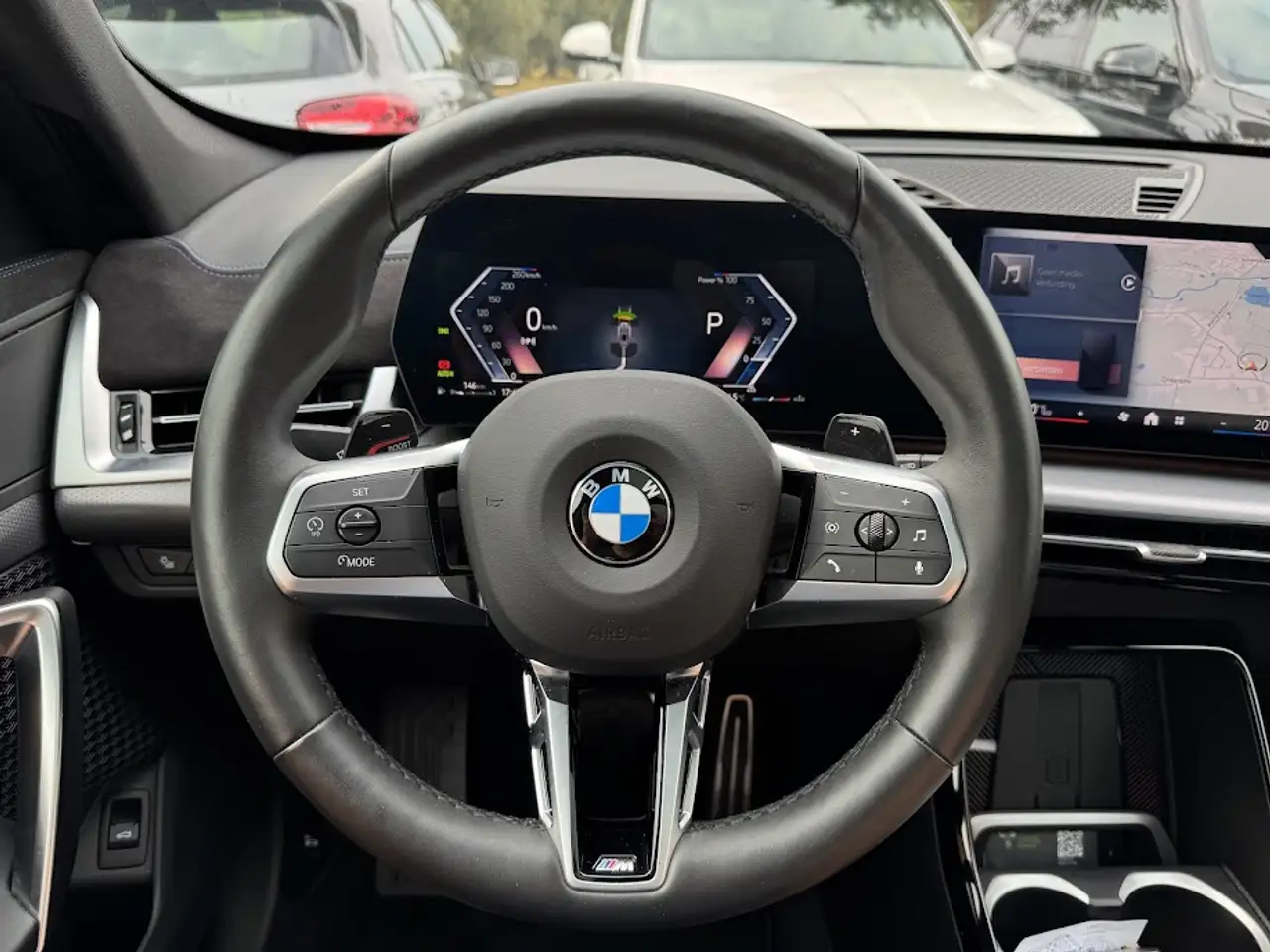 BMW X1 sDrive18i M Sport Pro / PANO / CAM / KEYLESS / SPOILER / NAVI, миниатюра 24