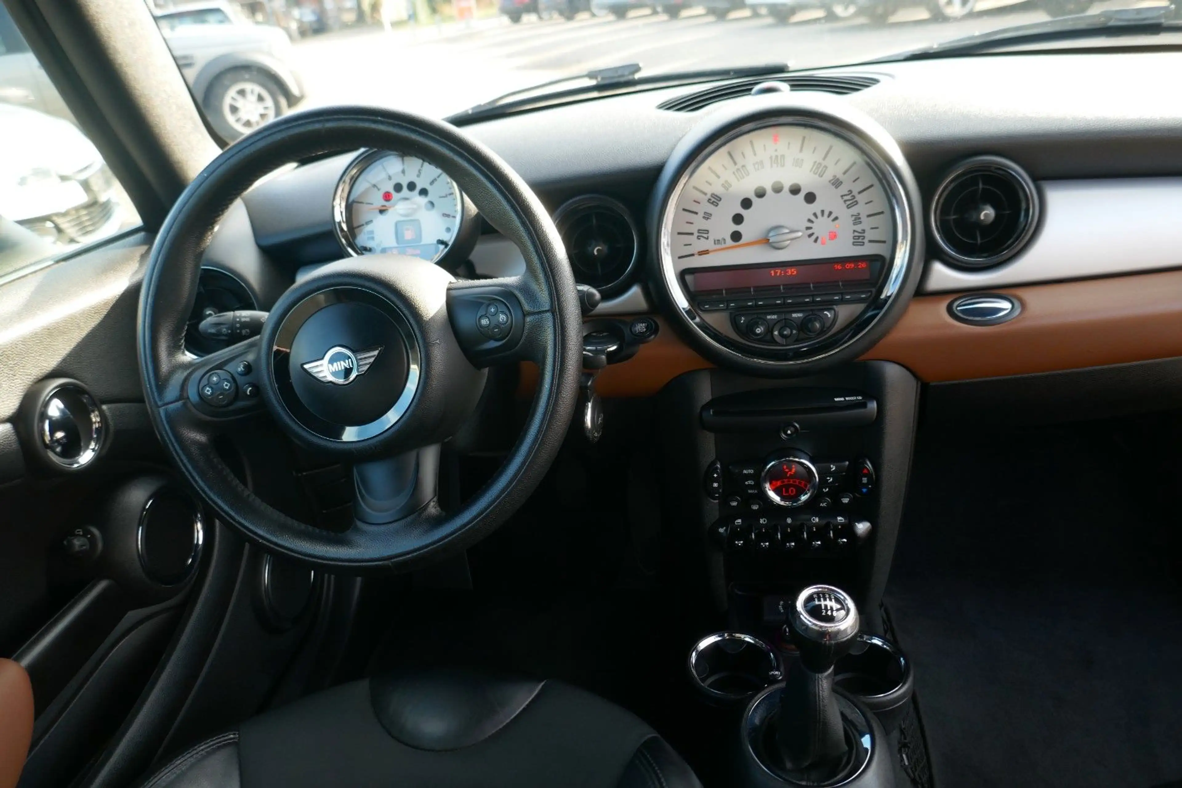MINI Cooper Clubman 1.6 PDC SHZ KLIMA — photo 12