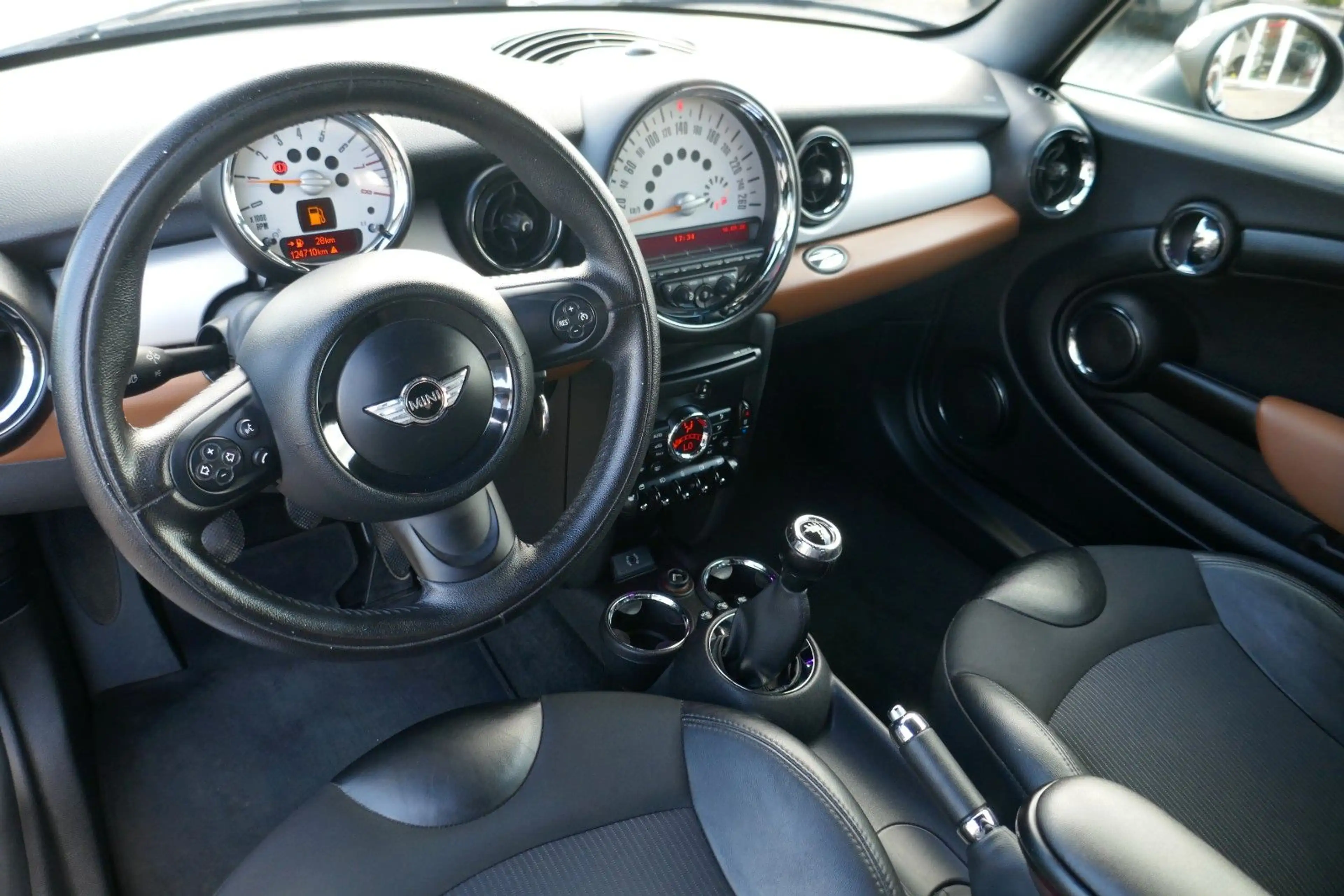 MINI Cooper Clubman 1.6 PDC SHZ KLIMA — photo 11