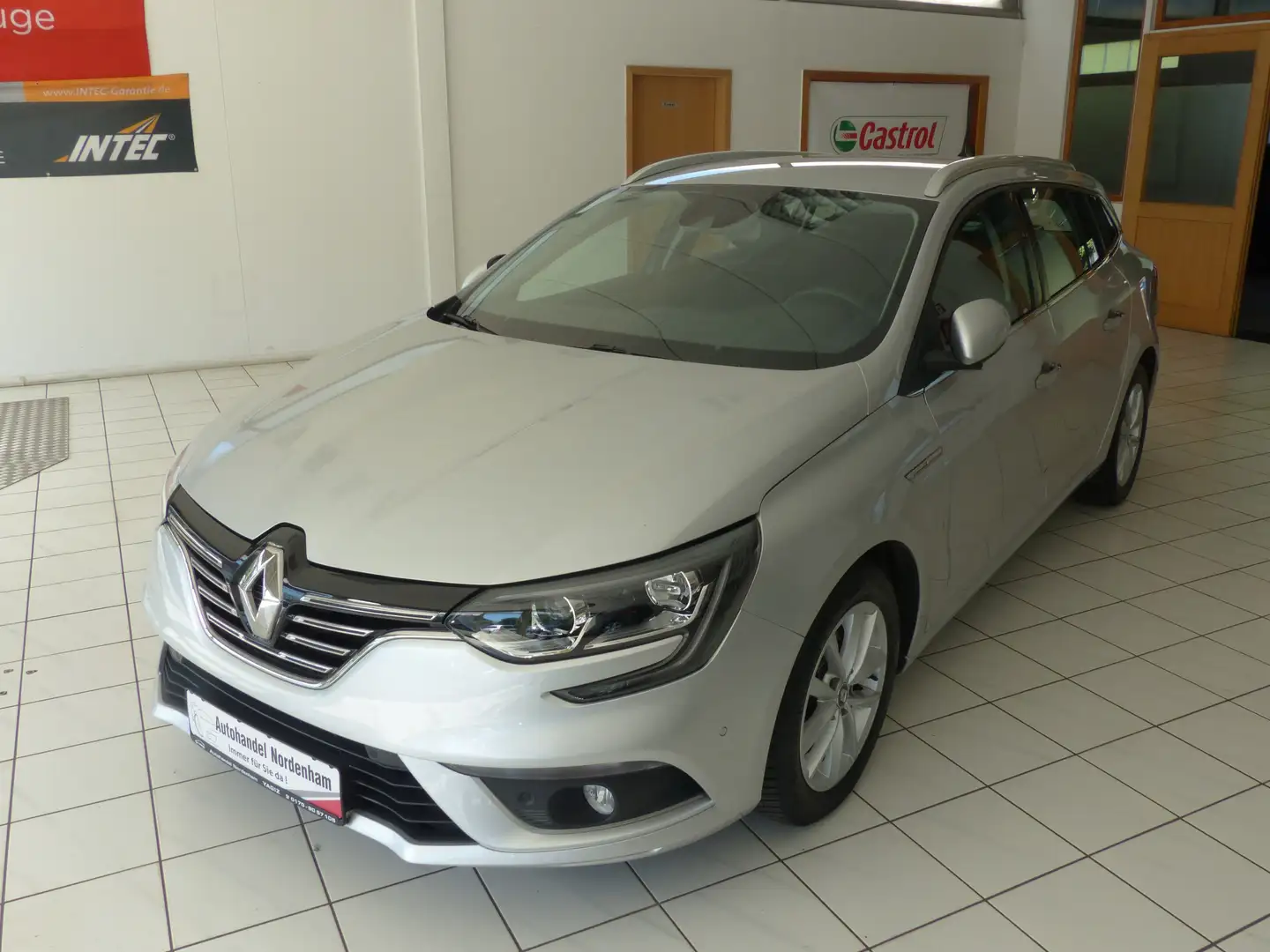 Renault Megane 1.2 Intens*KLIMA*NAVI*TÜV 05/2027* Zilver - 2