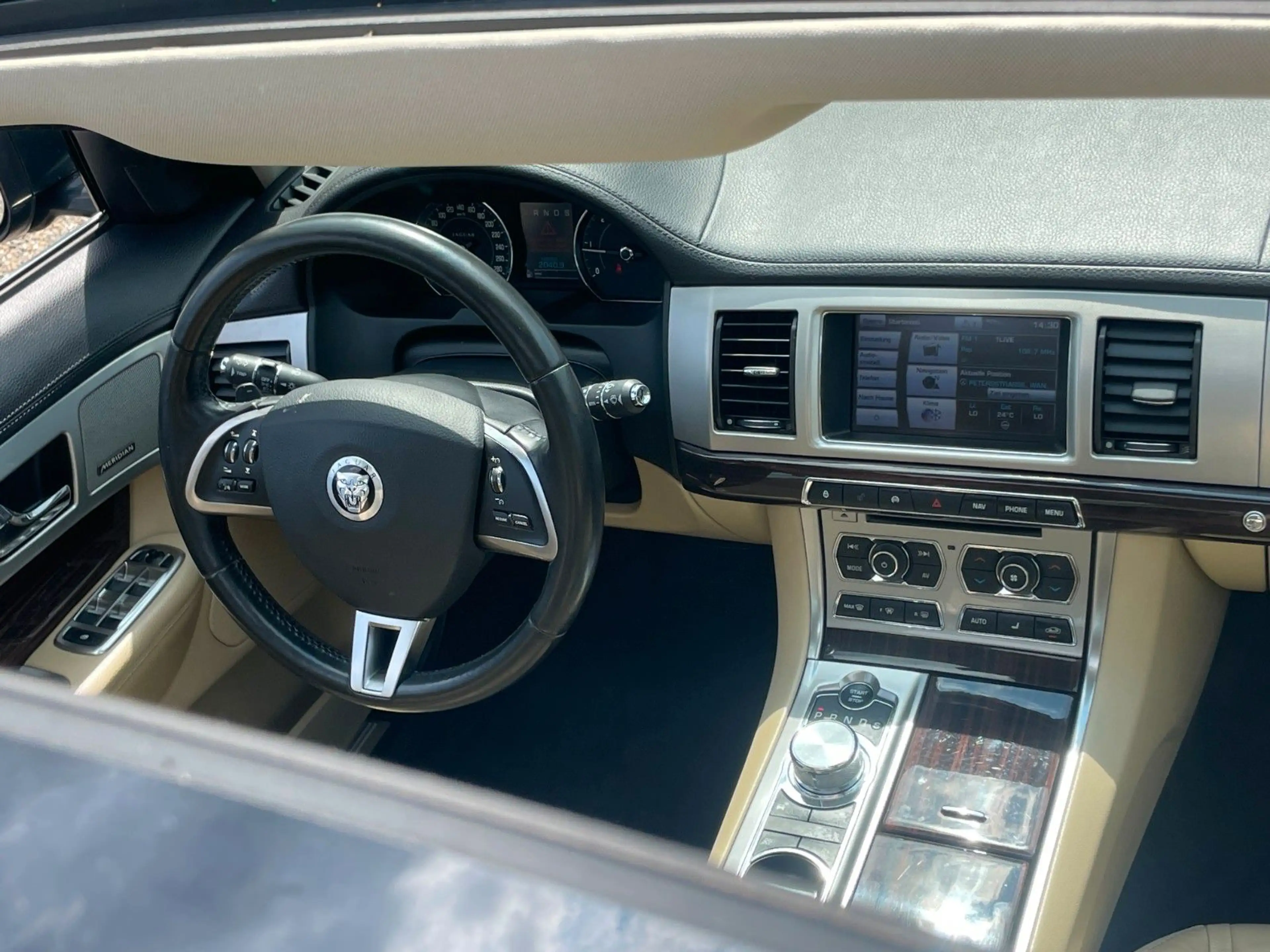 Jaguar XF 3.0 V6 *Dieselpartikelfilter zu!!* — photo 14
