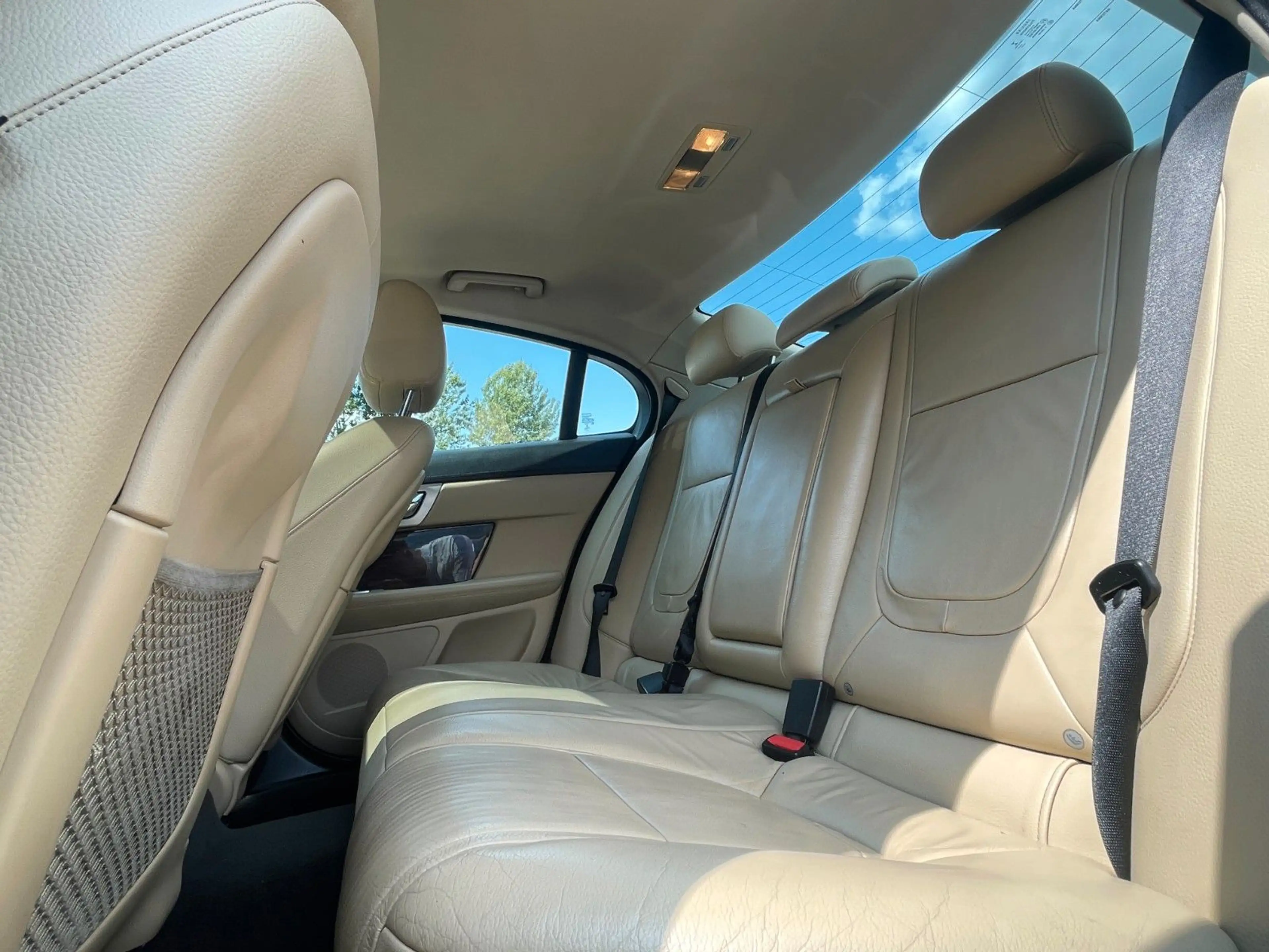 Jaguar XF 3.0 V6 *Dieselpartikelfilter zu!!* — photo 15
