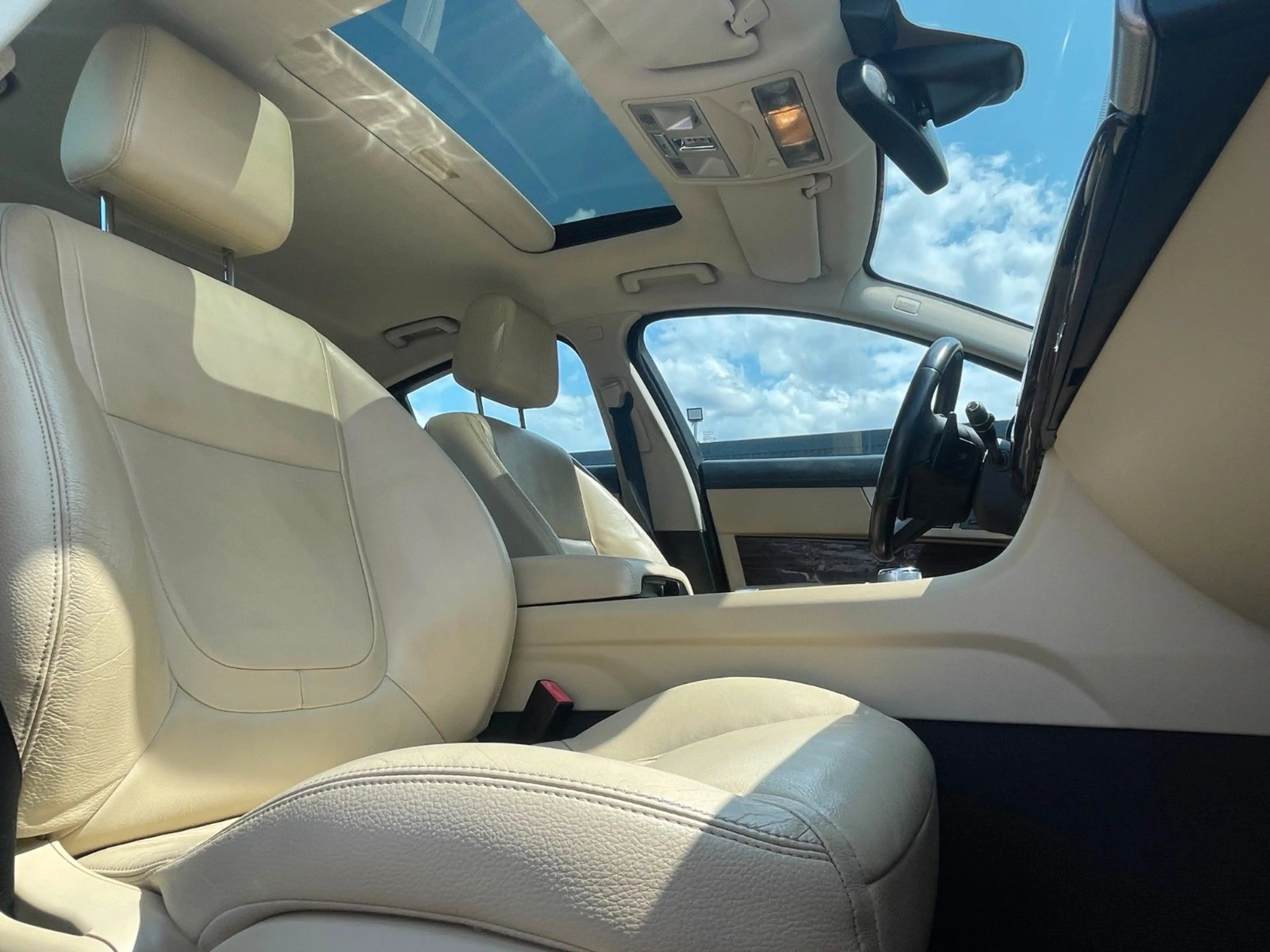 Jaguar XF 3.0 V6 *Dieselpartikelfilter zu!!* — photo 12
