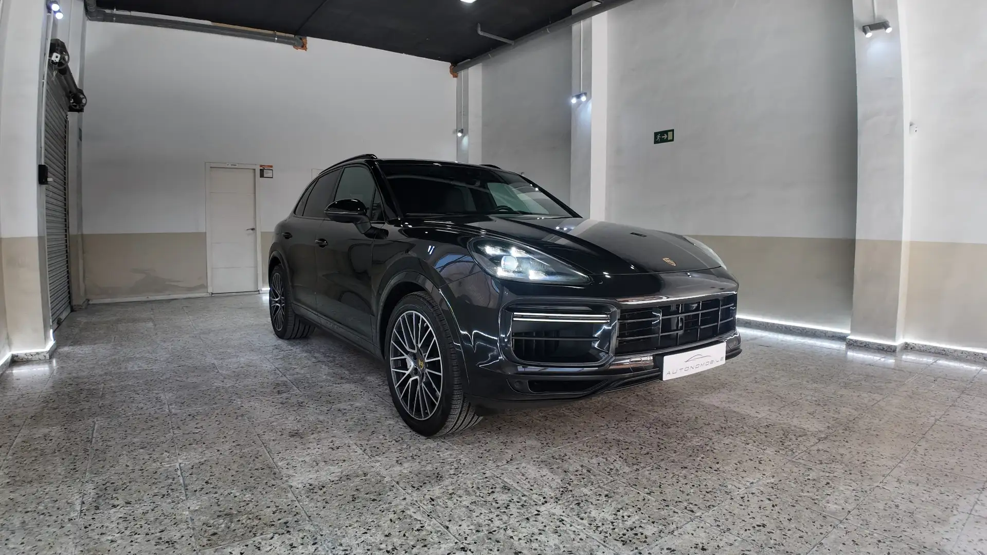 Porsche Cayenne Turbo Aut. Negro - 1