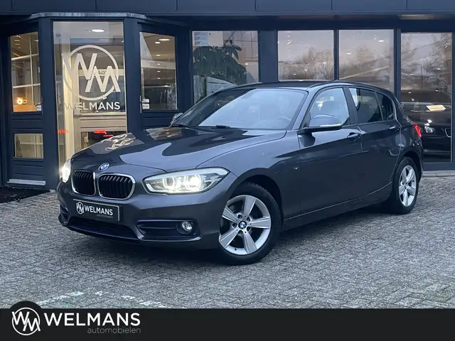 BMW 118 1-serie 118i Sport Automaat | Sportstoelen | Navi