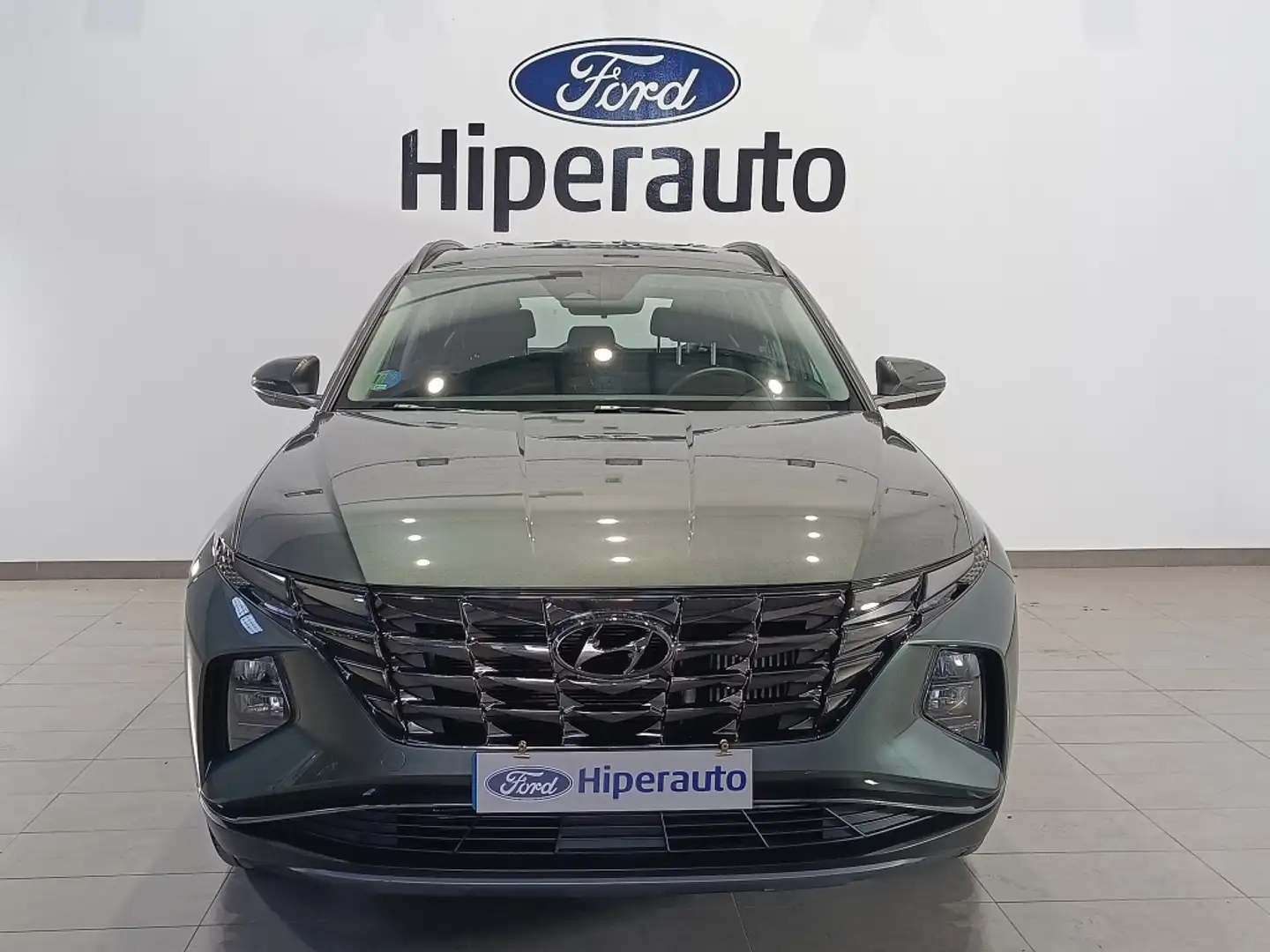 Hyundai TUCSON 1.6 TGDI 48V Maxx 4x2 Gris - 2