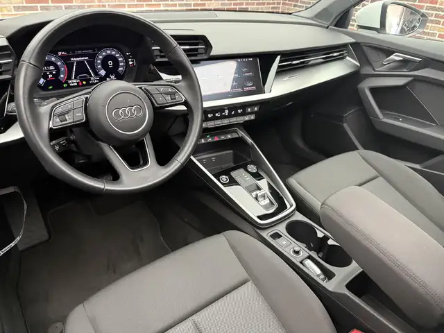 Audi A3 view 3