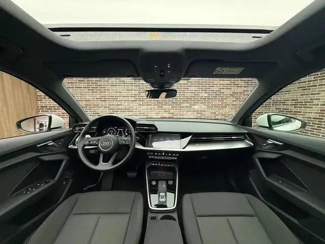 Audi A3 view 9