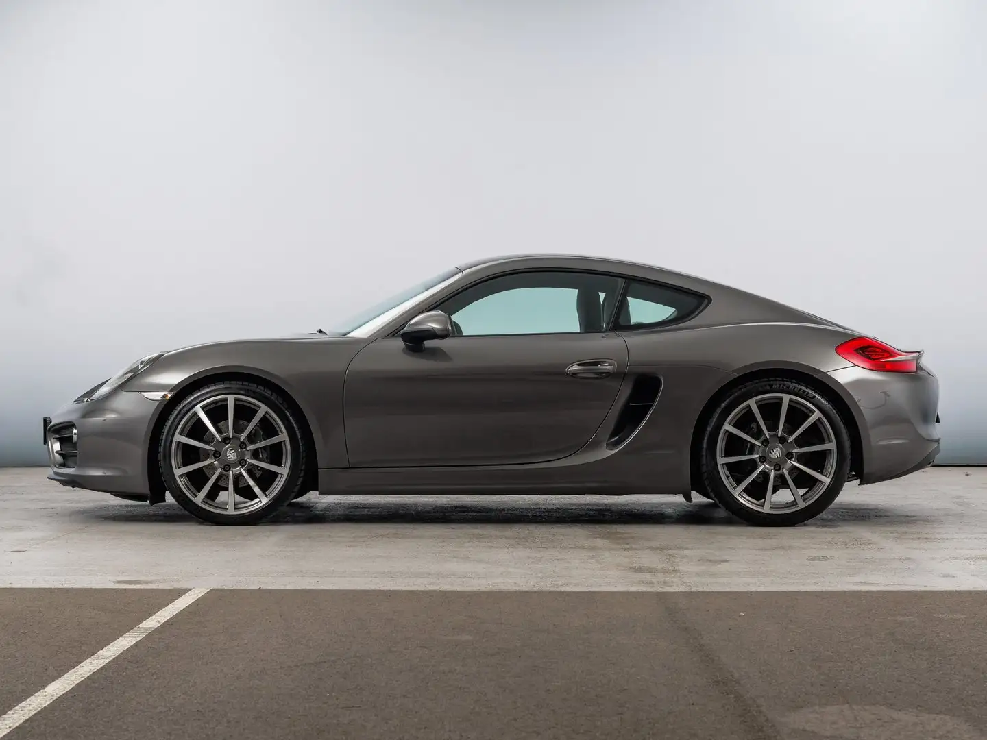 Porsche Cayman 981 Grau - 2