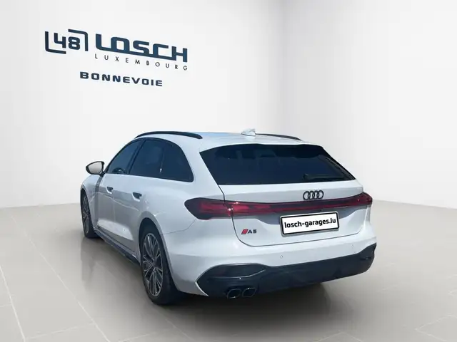Audi A5 view 6