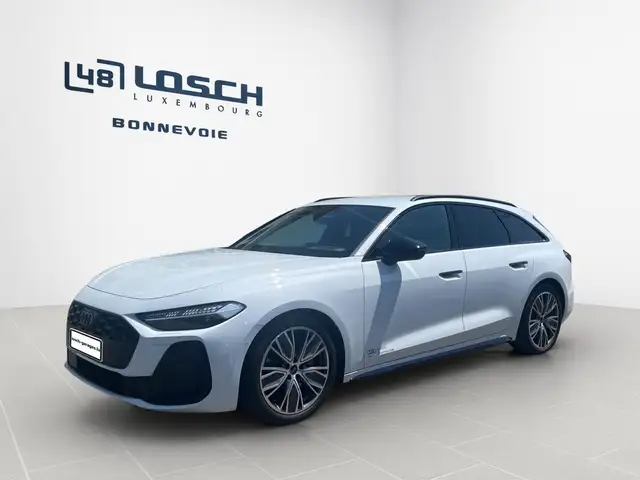 Audi A5 view 3