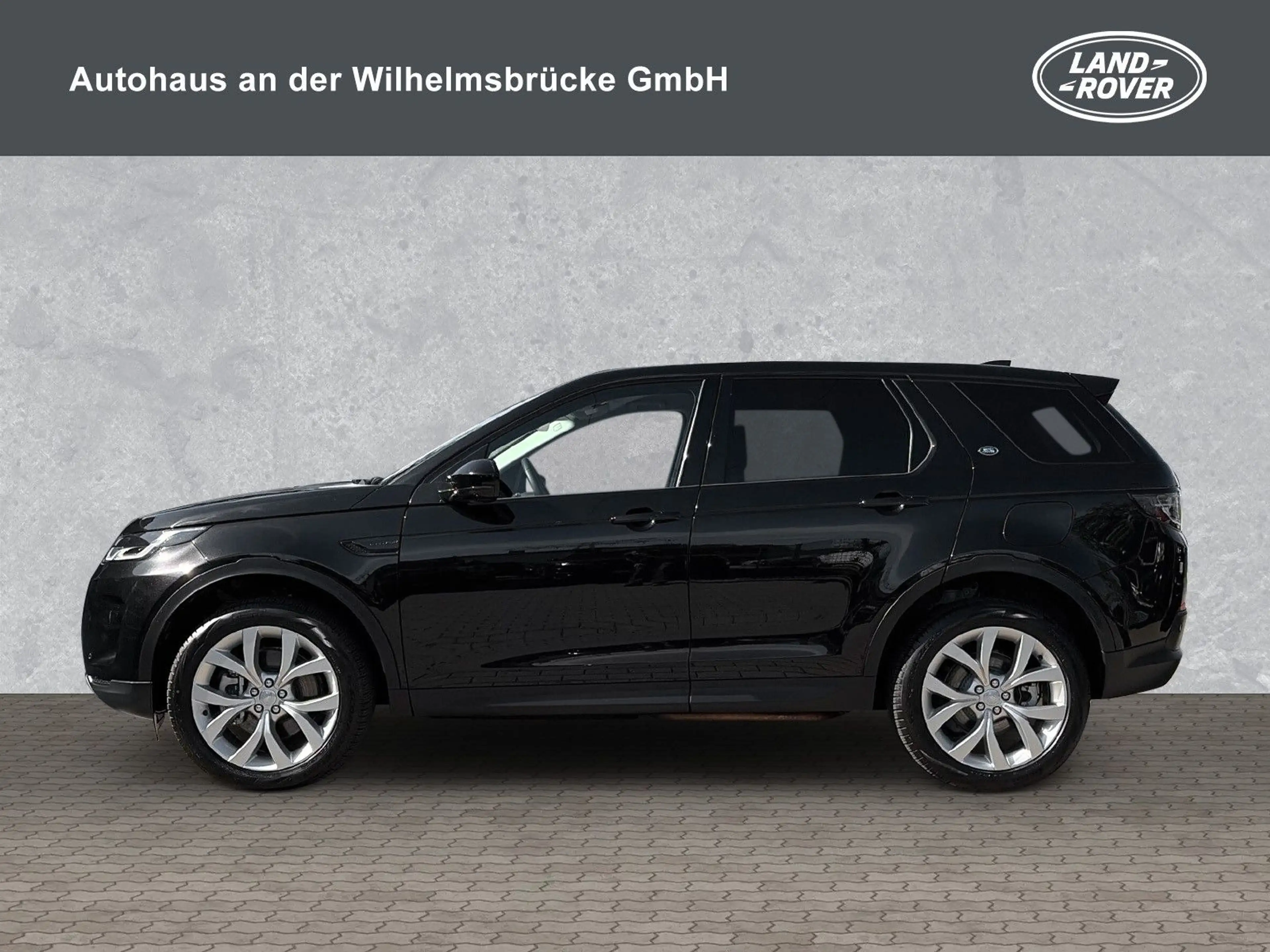 Land Rover Discovery Sport P300e PHEV SE — photo 12