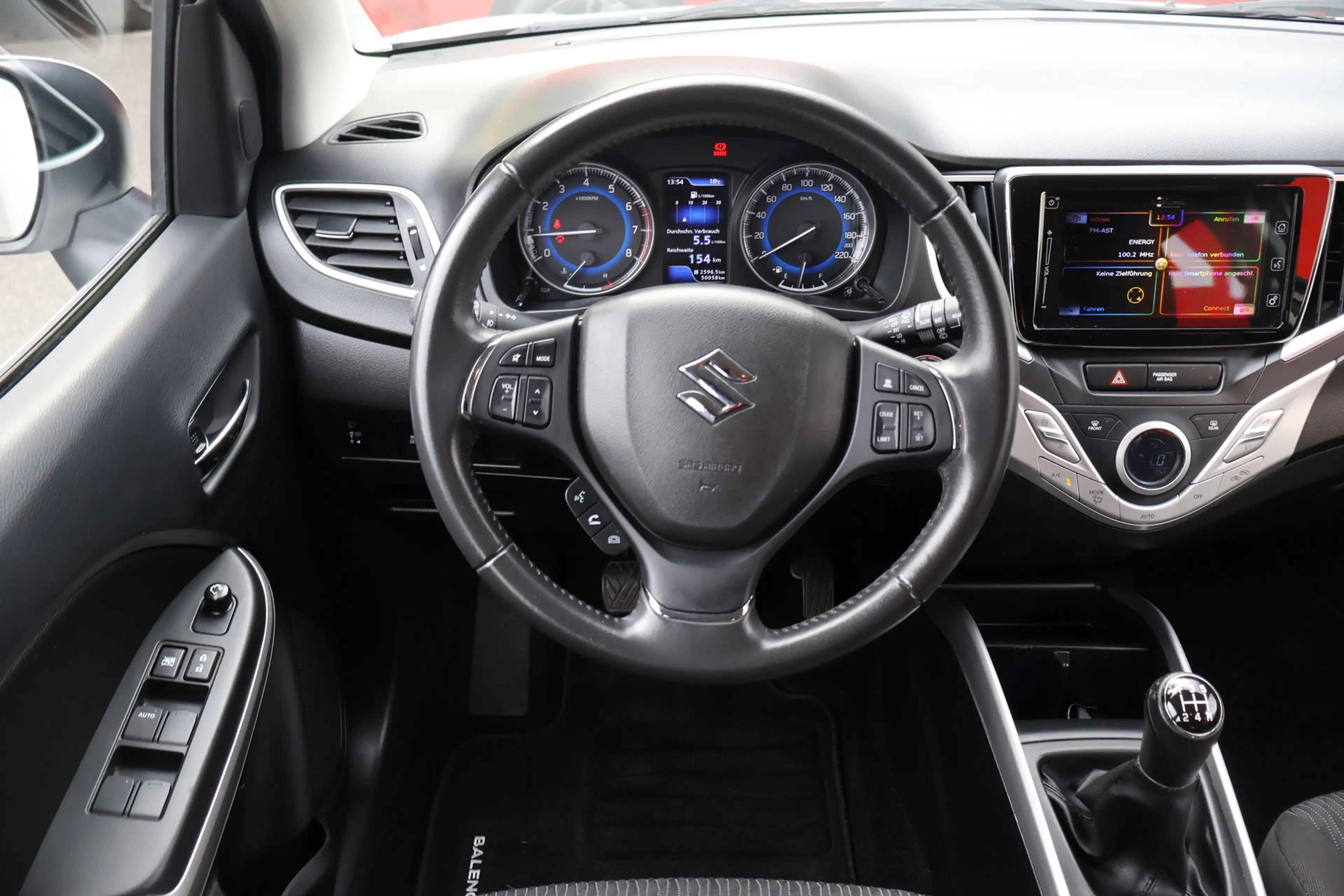 Suzuki Baleno 1.0 Comfort Bi-Xenon Navi ACC Kamera — photo 9