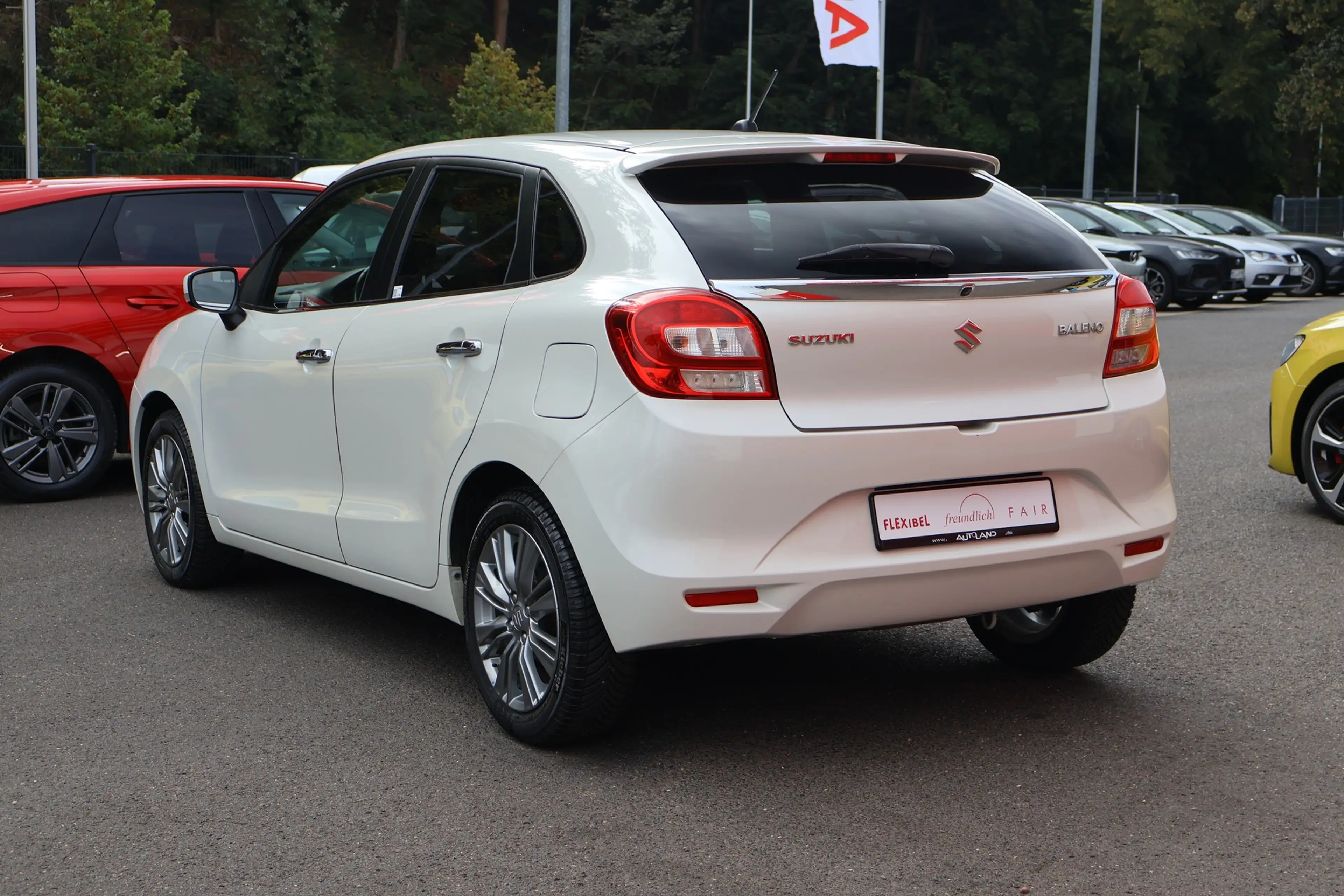 Suzuki Baleno 1.0 Comfort Bi-Xenon Navi ACC Kamera — photo 2