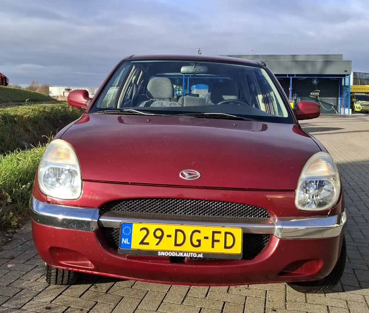 Daihatsu Sirion Sirion 1.0-12V RTi Červená - 2