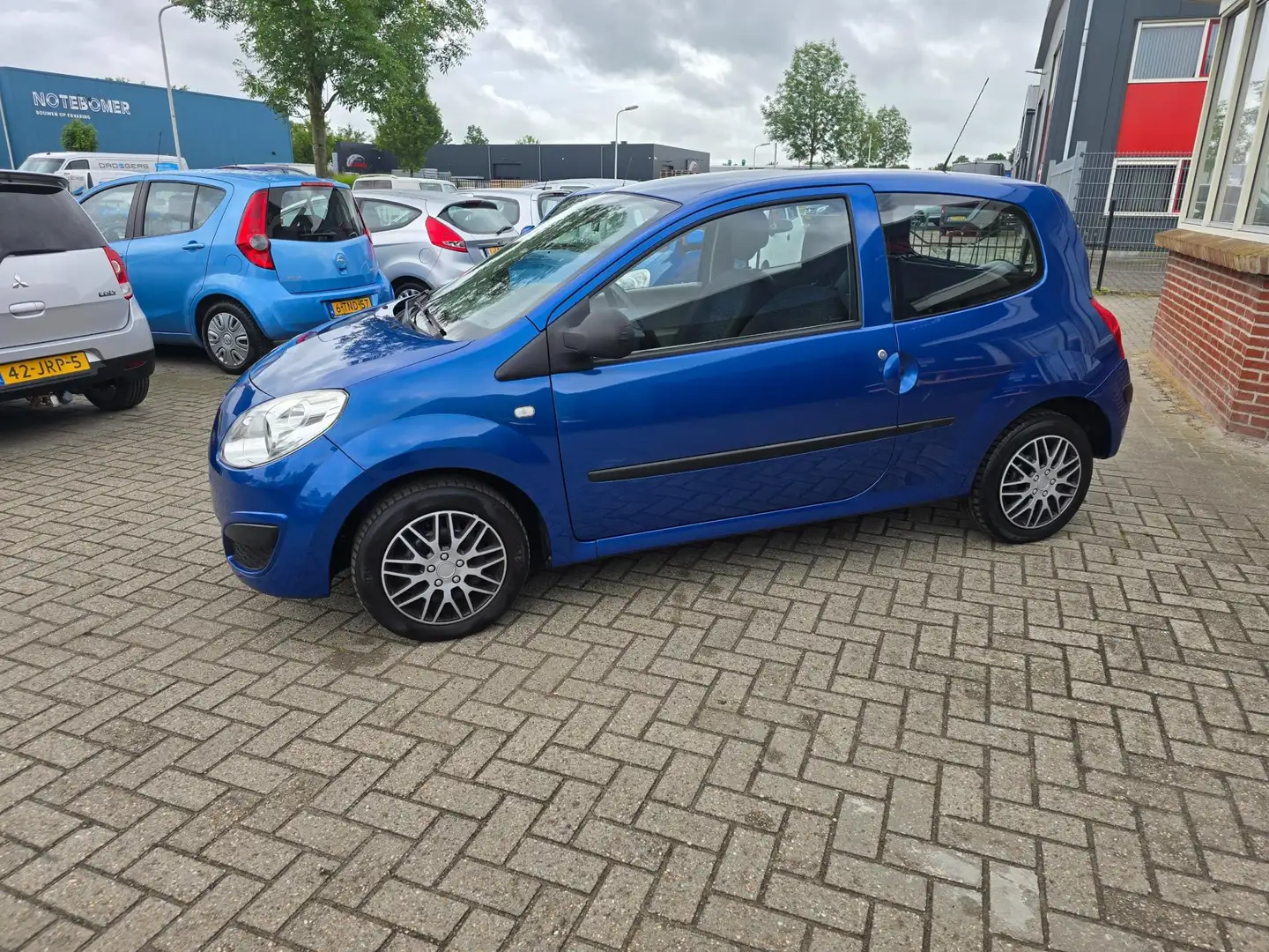 Renault Twingo 1.2 Authentique Blauw - 2