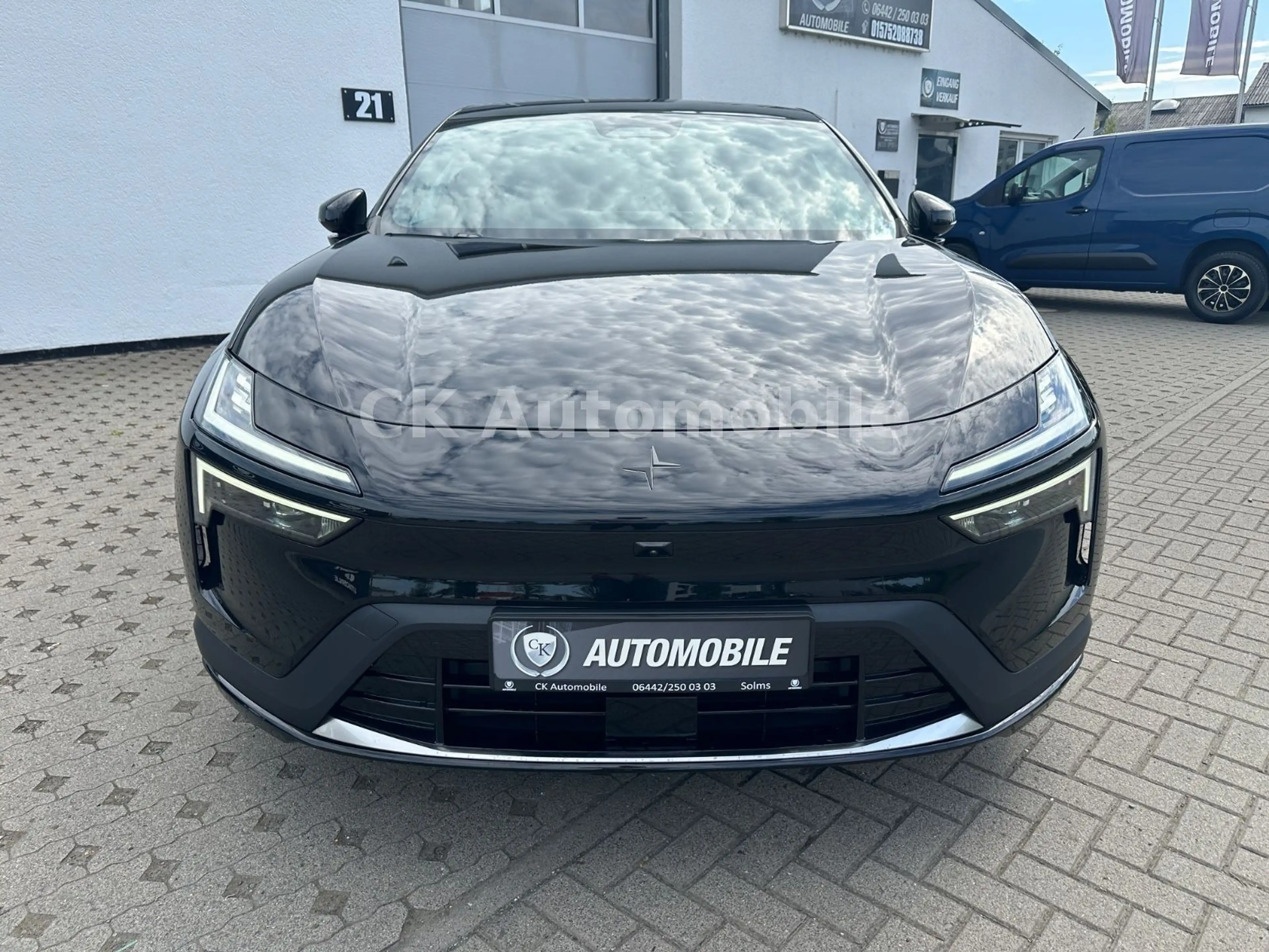 Polestar 4 LRDM 400 kW Long Range Dual/Pano/Head-Up — photo 2