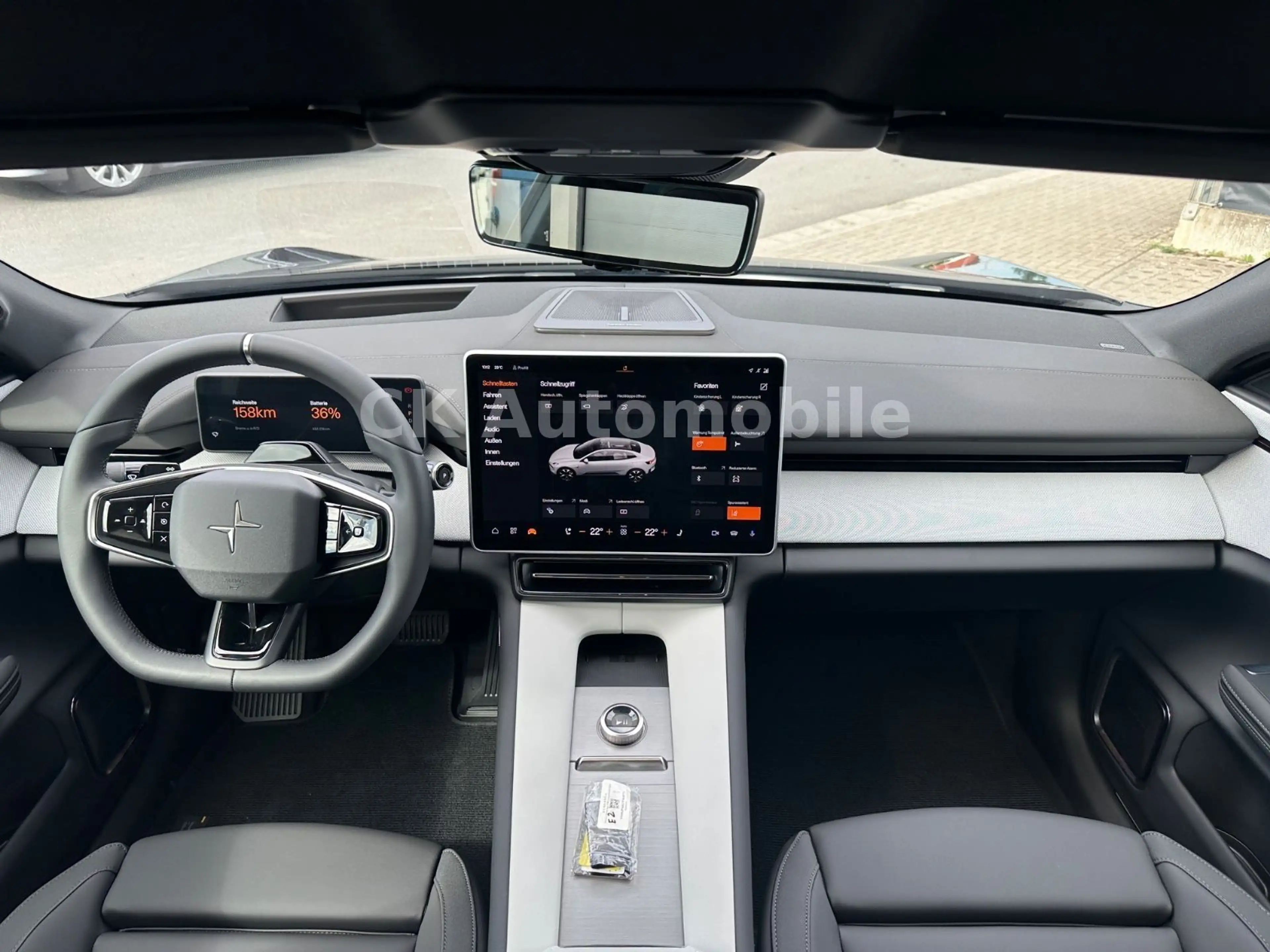 Polestar 4 LRDM 400 kW Long Range Dual/Pano/Head-Up — photo 9