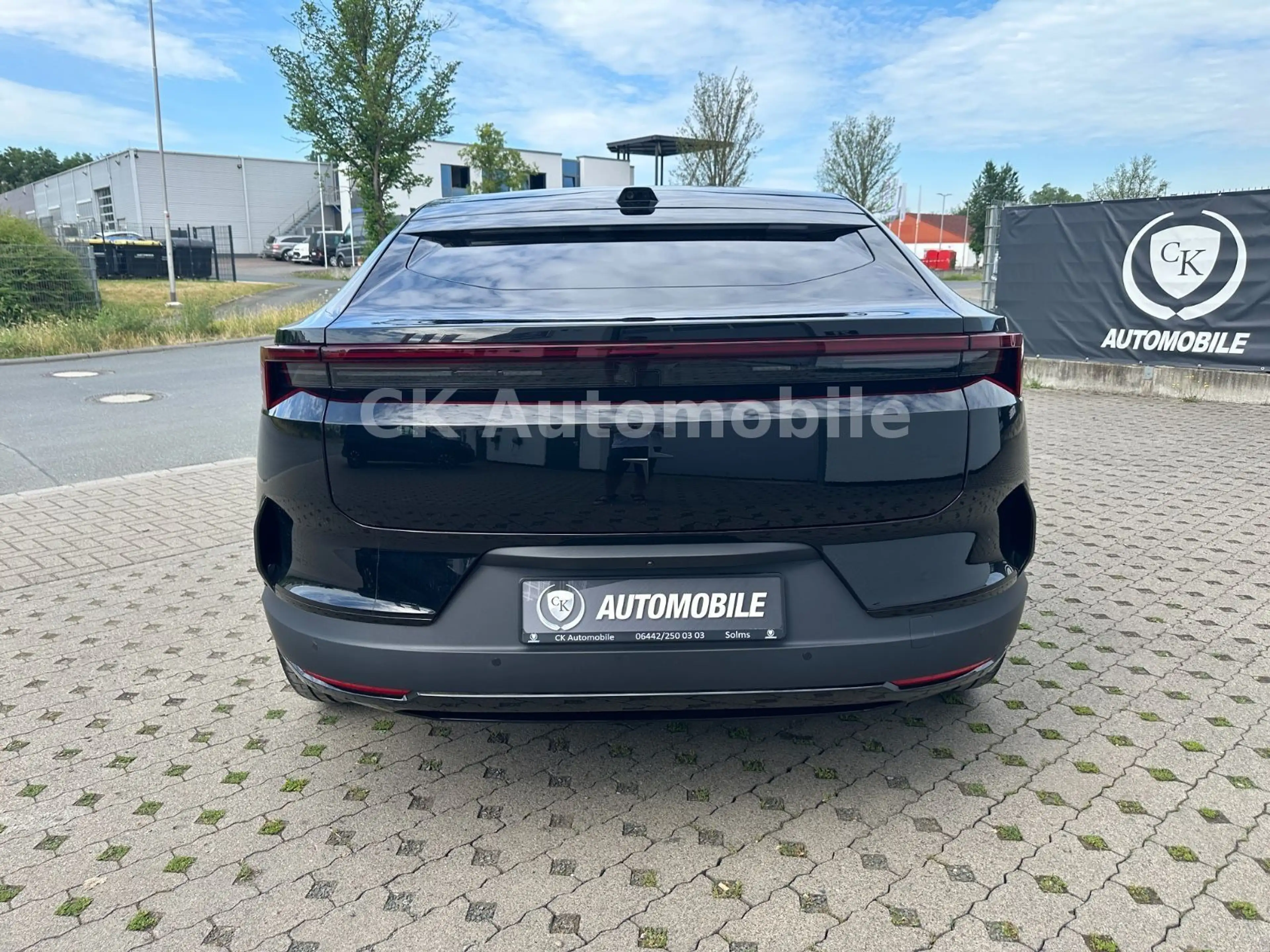 Polestar 4 LRDM 400 kW Long Range Dual/Pano/Head-Up — photo 6